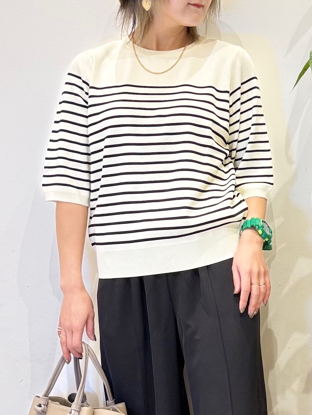 misakiさんの「SHOO･LA･RUE｜【毎日洗える/S-LL/ひんやり/UV】上半身すっきり 二の腕見せない5分袖ニット」を使ったコーディネート