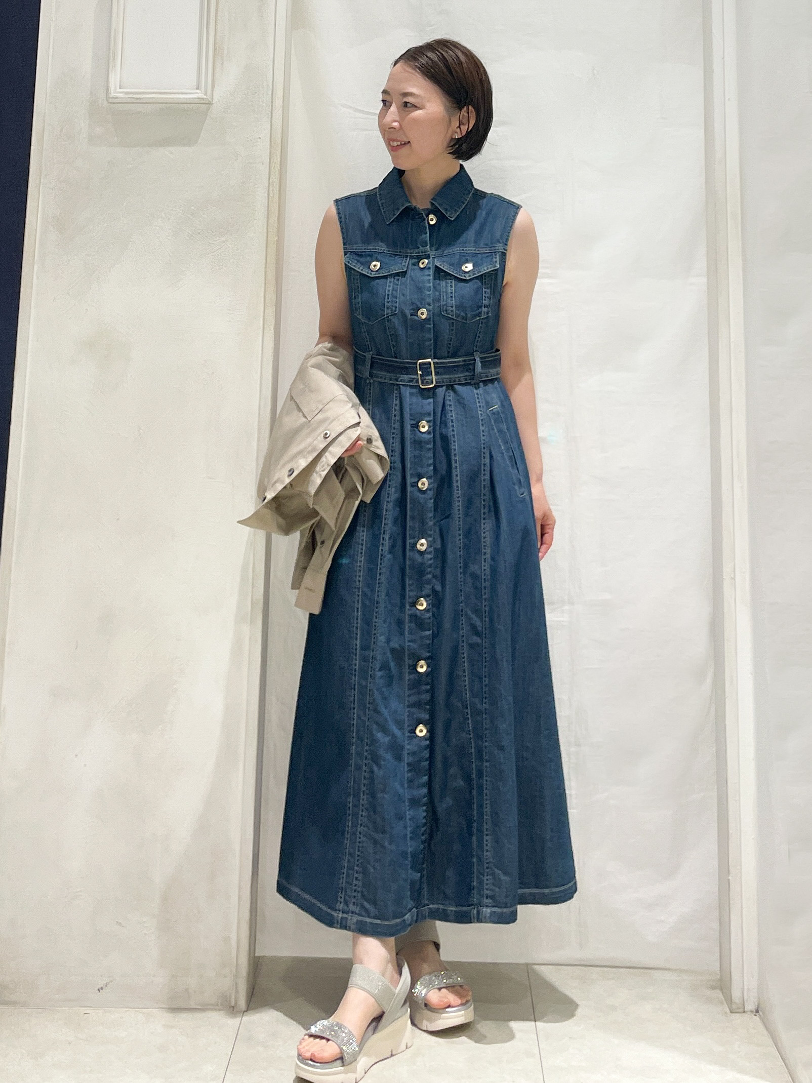 hiroさんの「grove｜【貴島明日香さん着用／イージーケア／接触冷感】麻混クロップドシャツ」を使ったコーディネート