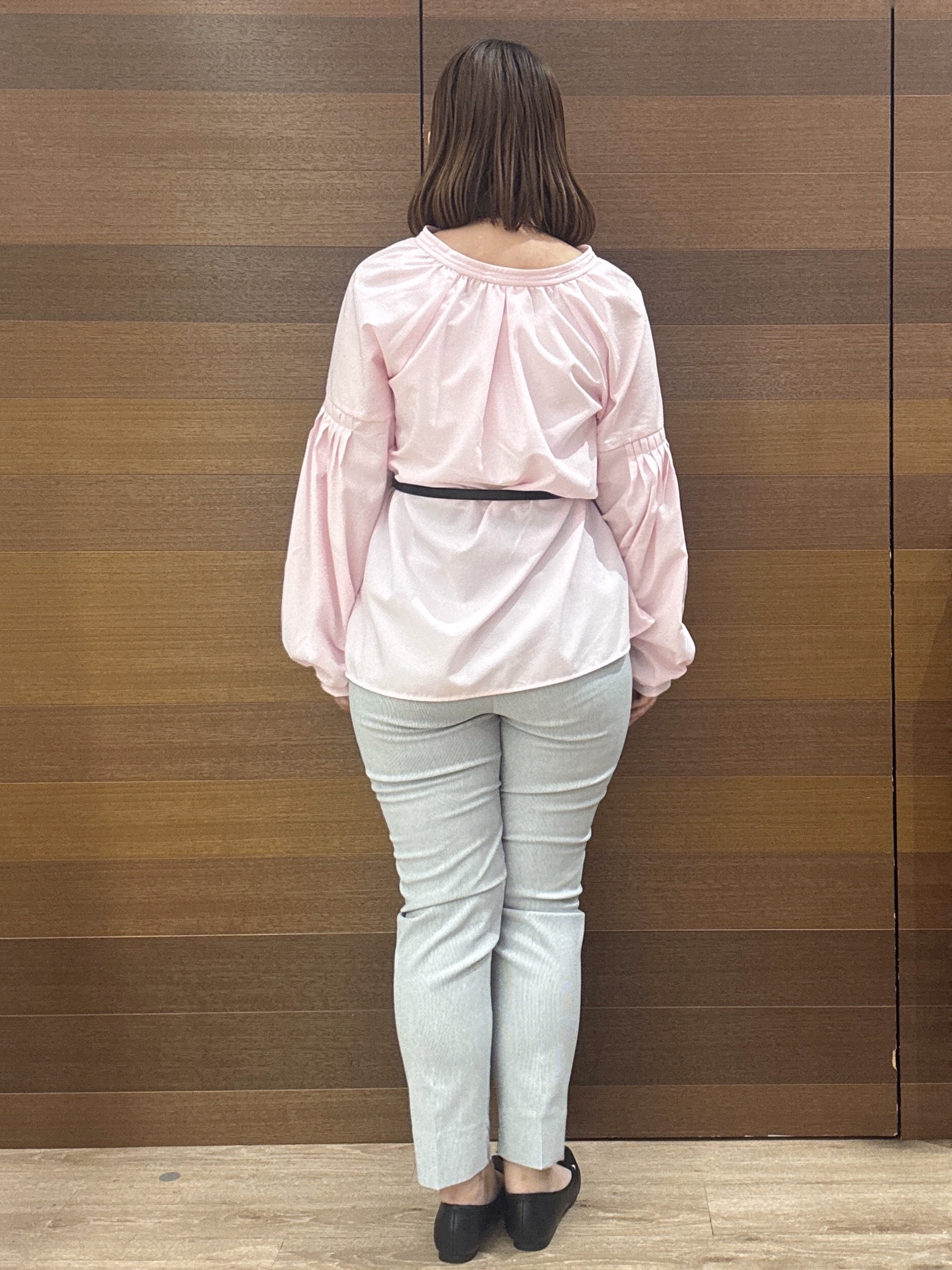 yumeさんの「OPAQUE.CLIP｜スキッパーボリュームスリーブブラウス【洗濯機OK】」を使ったコーディネート