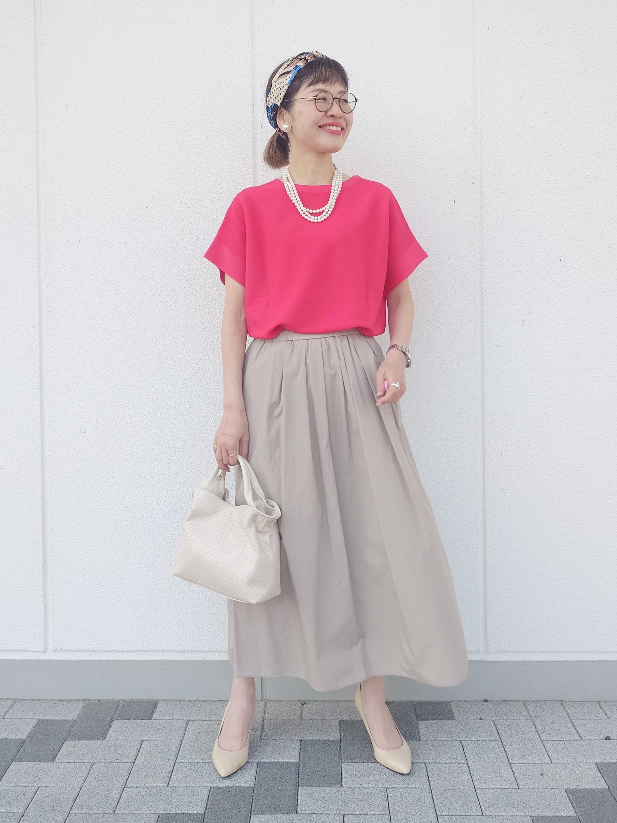 MUTSUKOさんの「UNTITLED｜【11色展開/体型カバー】前後2WAYフレンチスリーブニット」を使ったコーディネート
