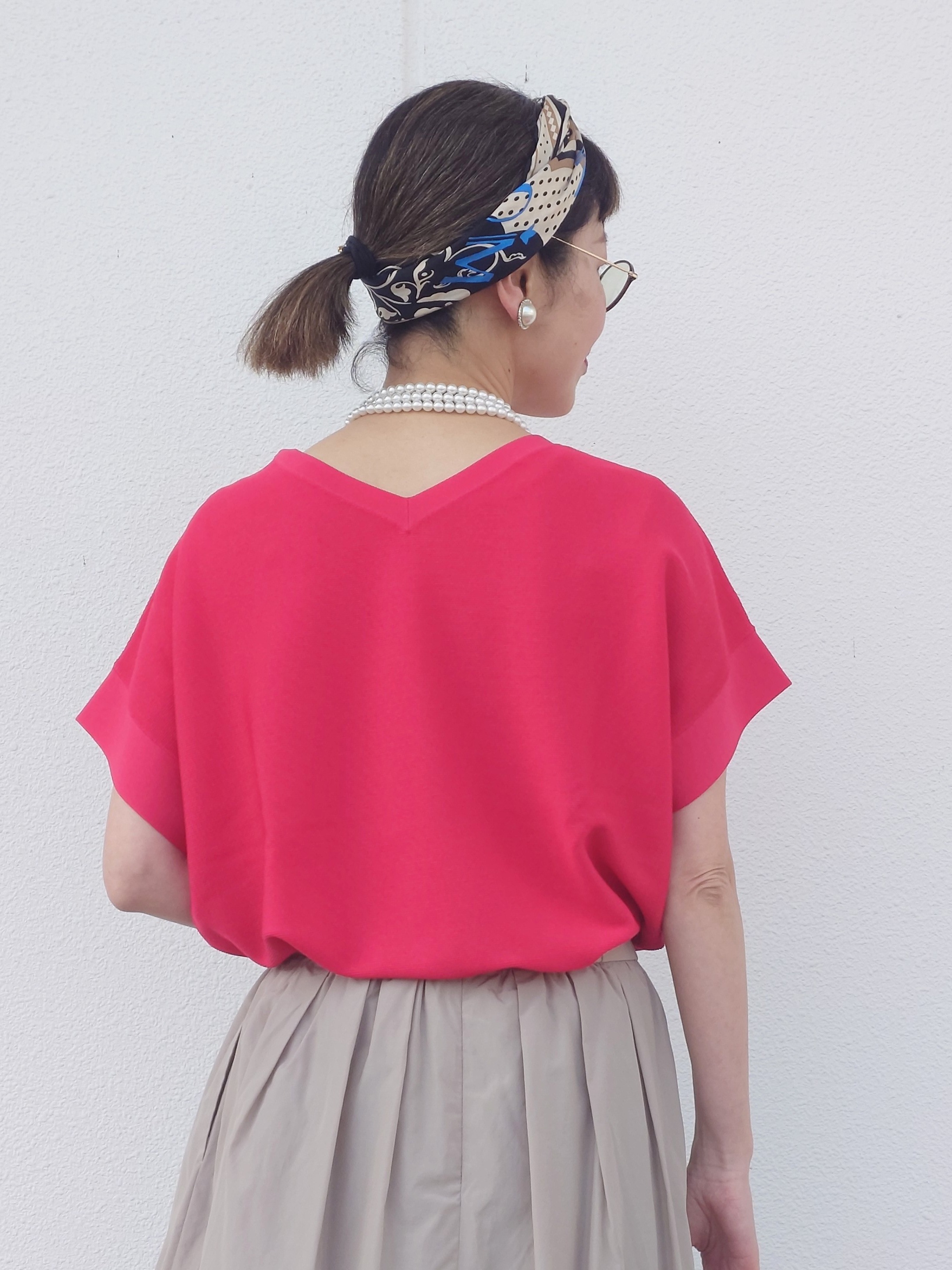 MUTSUKOさんの「UNTITLED｜【11色展開/体型カバー】前後2WAYフレンチスリーブニット」を使ったコーディネート