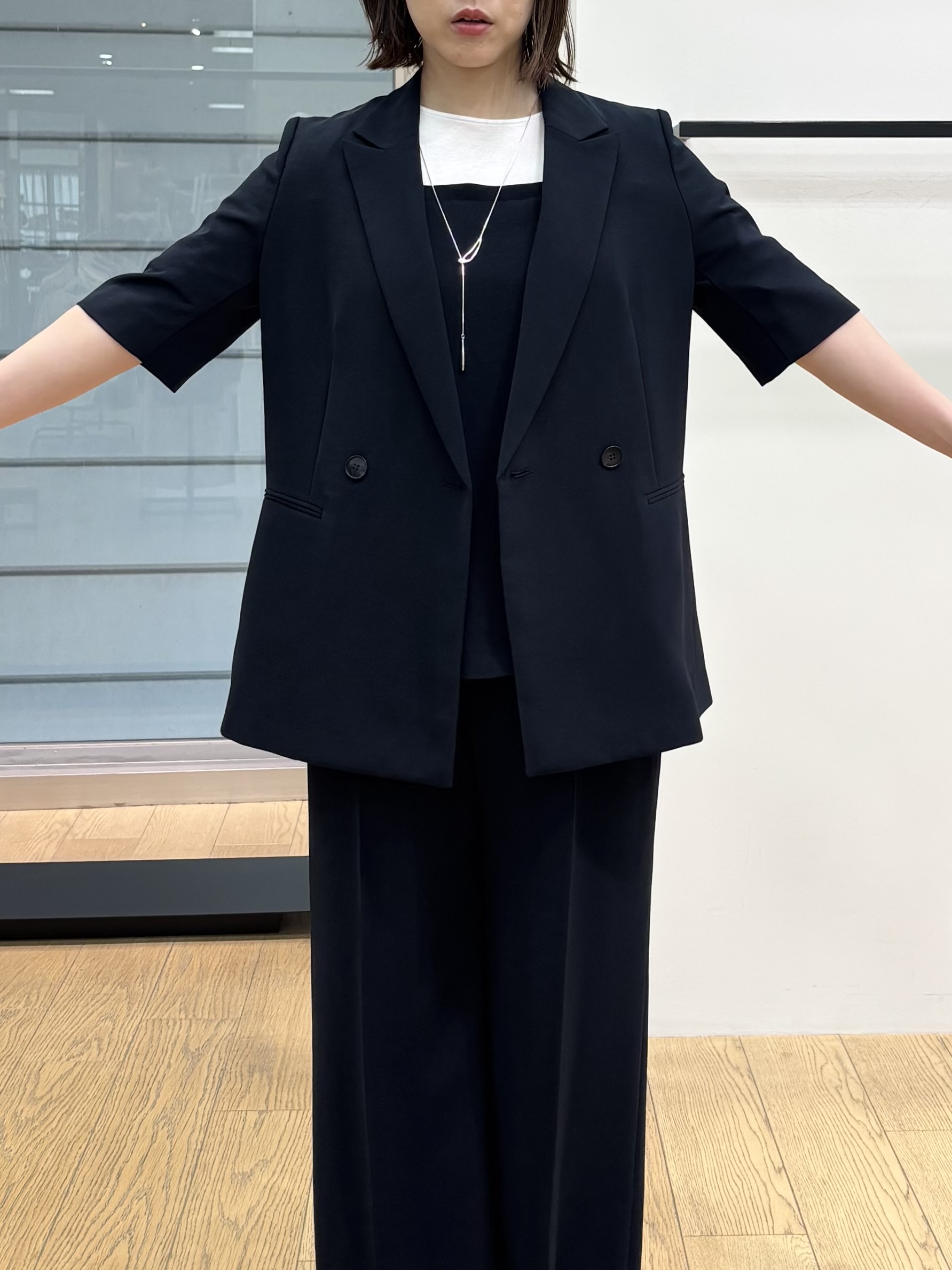 asamiさんの「INDIVI｜【着る日傘／SETUP可能】ビスチェレイヤード風トップス」を使ったコーディネート