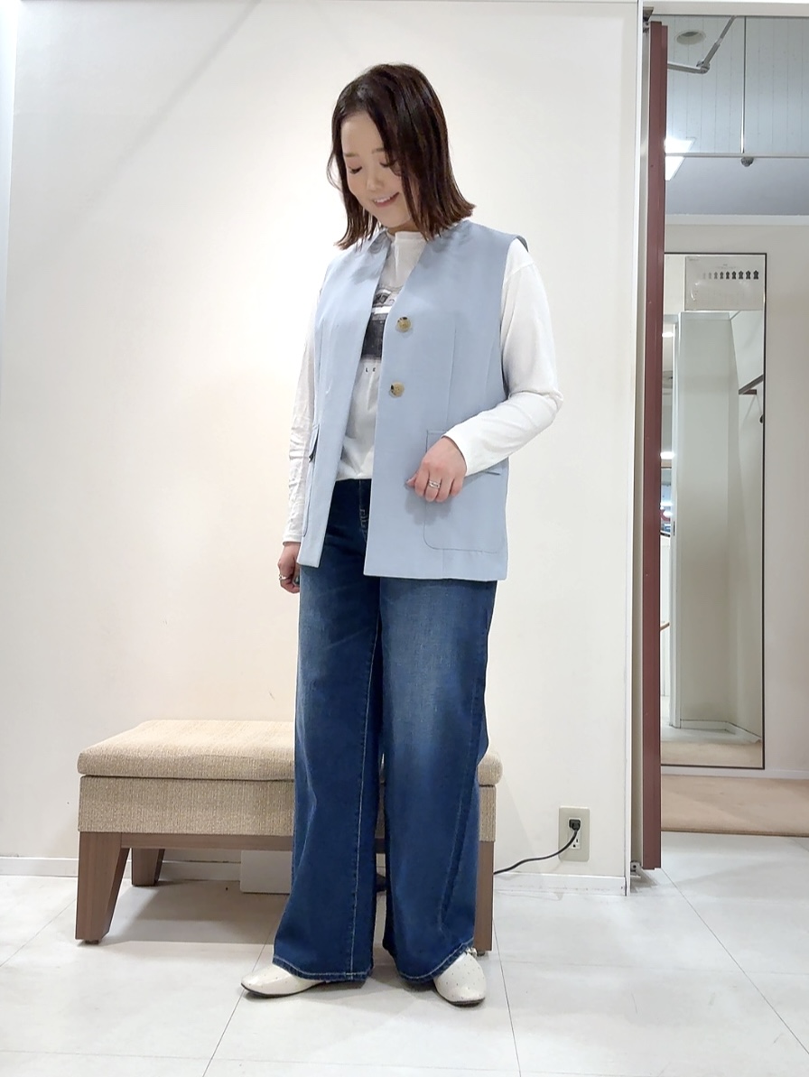 YUIさんの「UNTITLED｜【セットアップ可/UV/接触冷感】スラブキーネックジレ」を使ったコーディネート