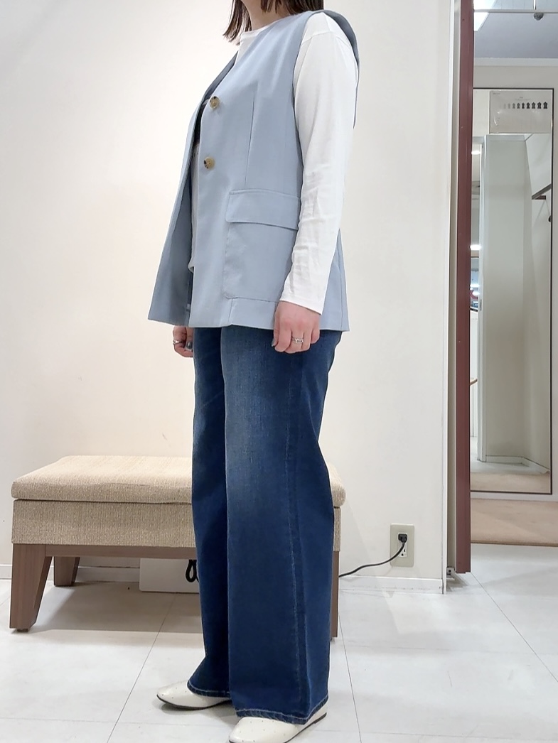 YUIさんの「UNTITLED｜【セットアップ可/UV/接触冷感】スラブキーネックジレ」を使ったコーディネート