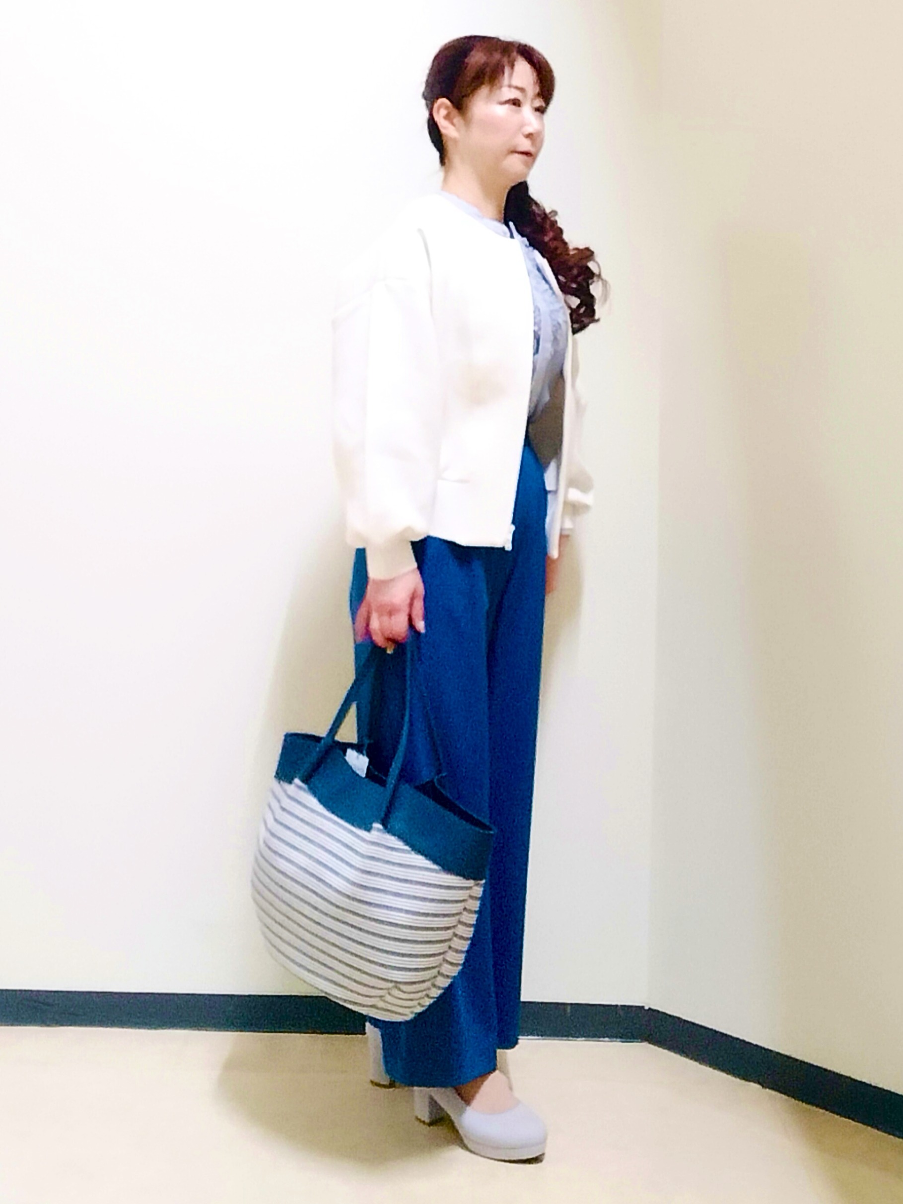 花さんの「Reflect｜ダブルジップライトブルゾン」を使ったコーディネート