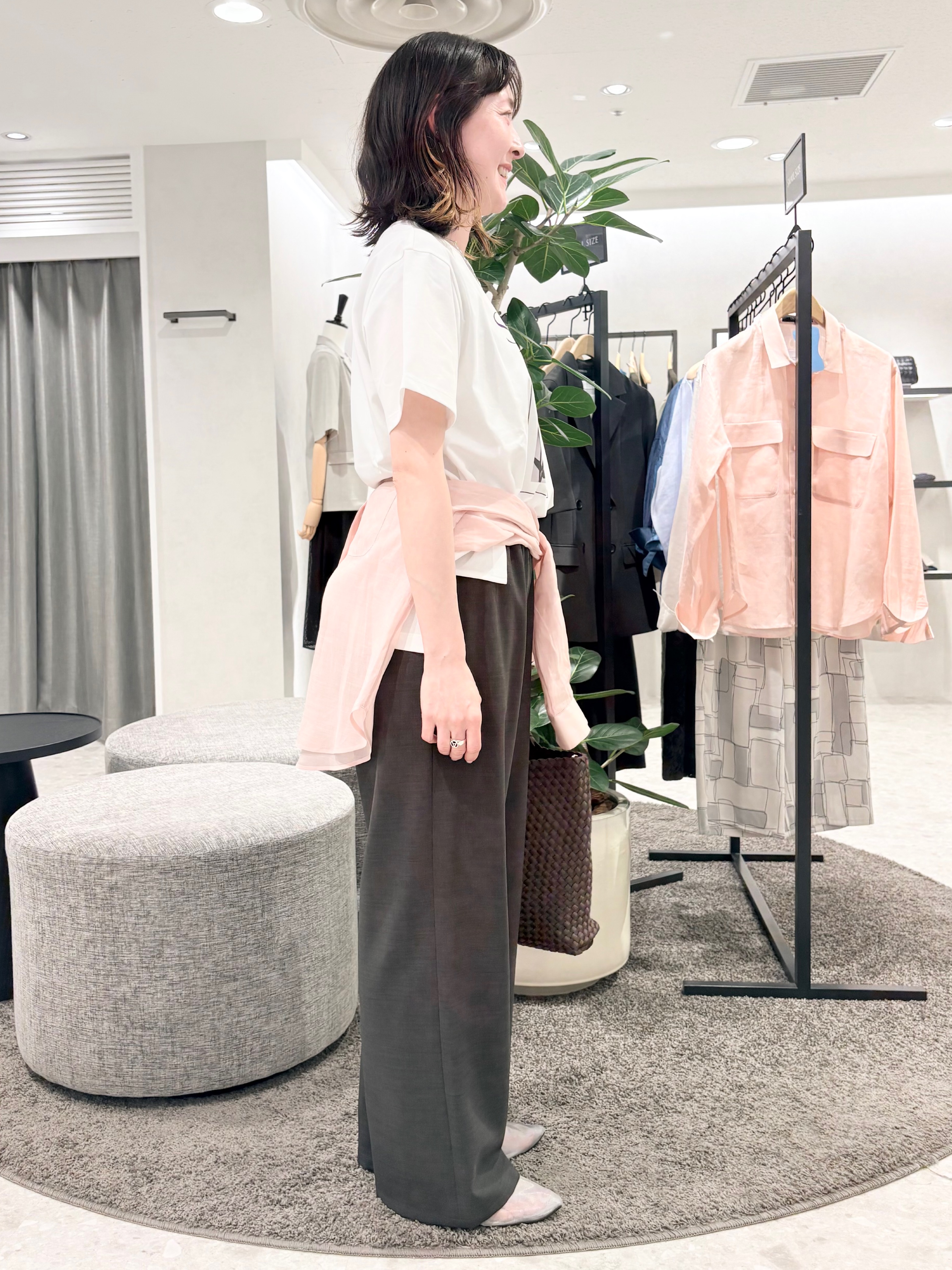 サオリさんの「UNTITLED｜【古畑星夏さん着用/接触冷感】ドライタッチシャツ」を使ったコーディネート