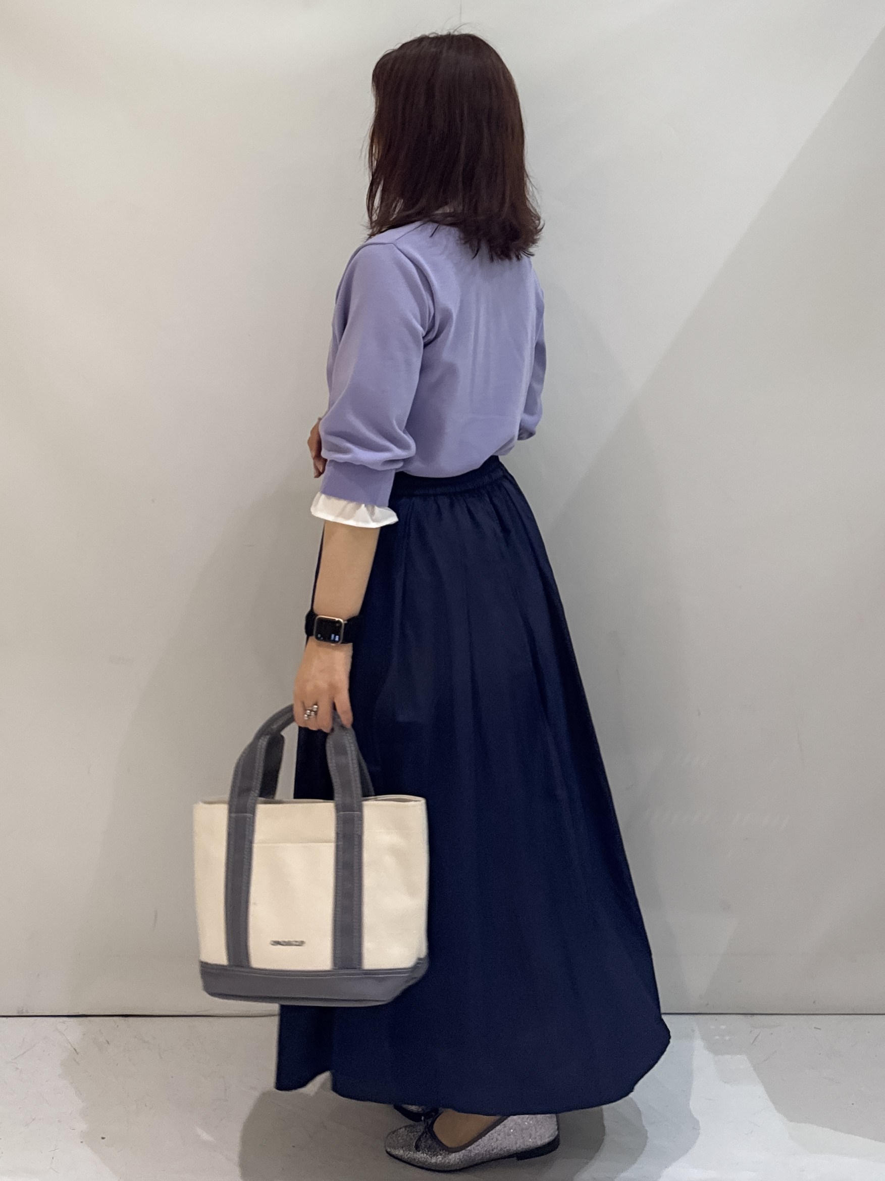 nakkoさんの「OPAQUE.CLIP｜シャツレイヤード風ポロニット【洗濯機OK】」を使ったコーディネート