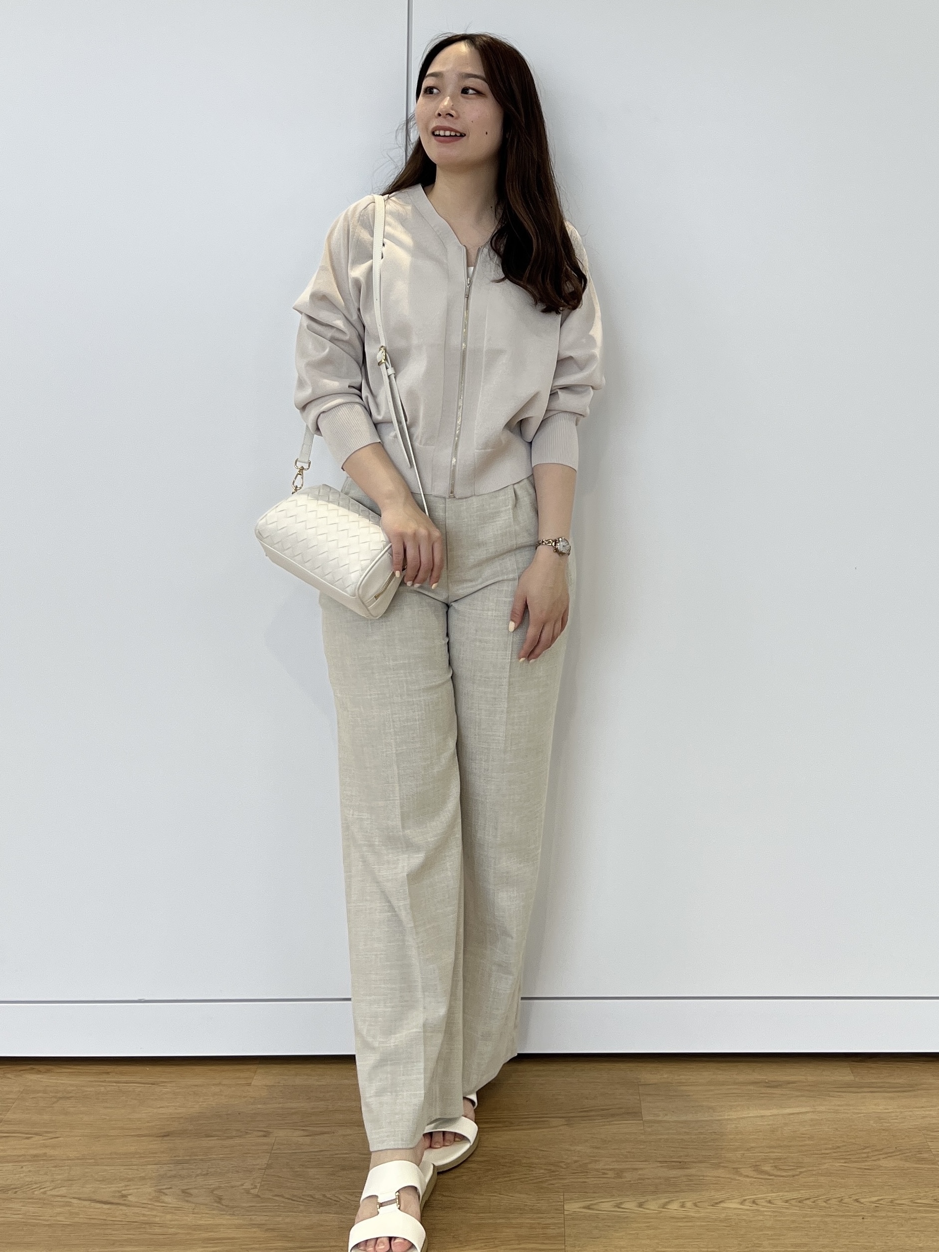Saekoさんの「UNTITLED｜【アンサンブル可/日除け・冷房対策】シアーレーヨンZIPカーディガン」を使ったコーディネート