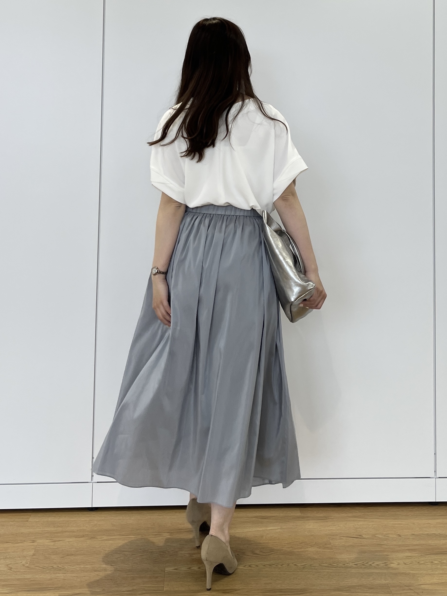 Saekoさんの「UNTITLED｜【前後2WAY/はっ水/セットアップ可】リラクシーフレンチスリーブブラウス」を使ったコーディネート