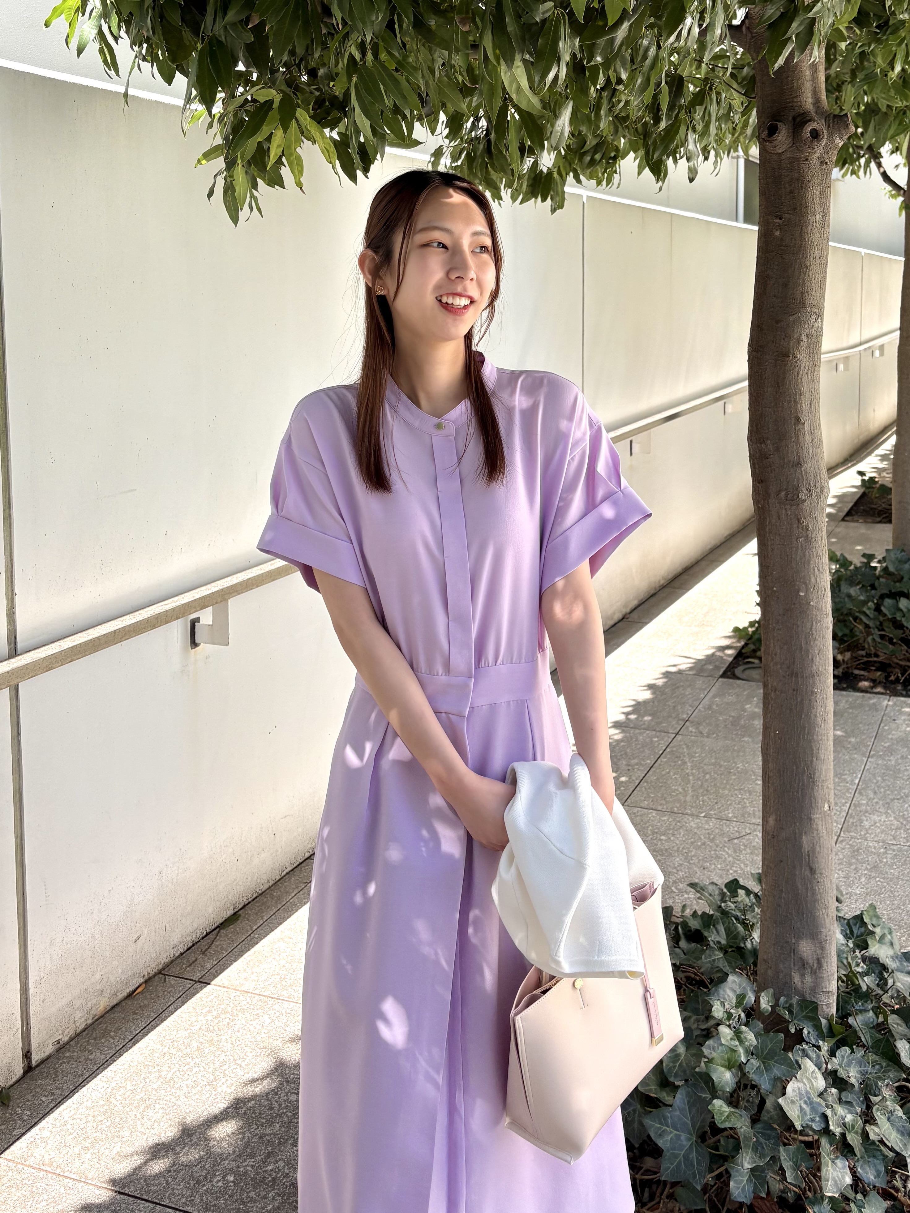 めぐさんの「OPAQUE.CLIP｜【接触冷感／吸水速乾】リネンライク シャツワンピース《洗濯機OK》」を使ったコーディネート