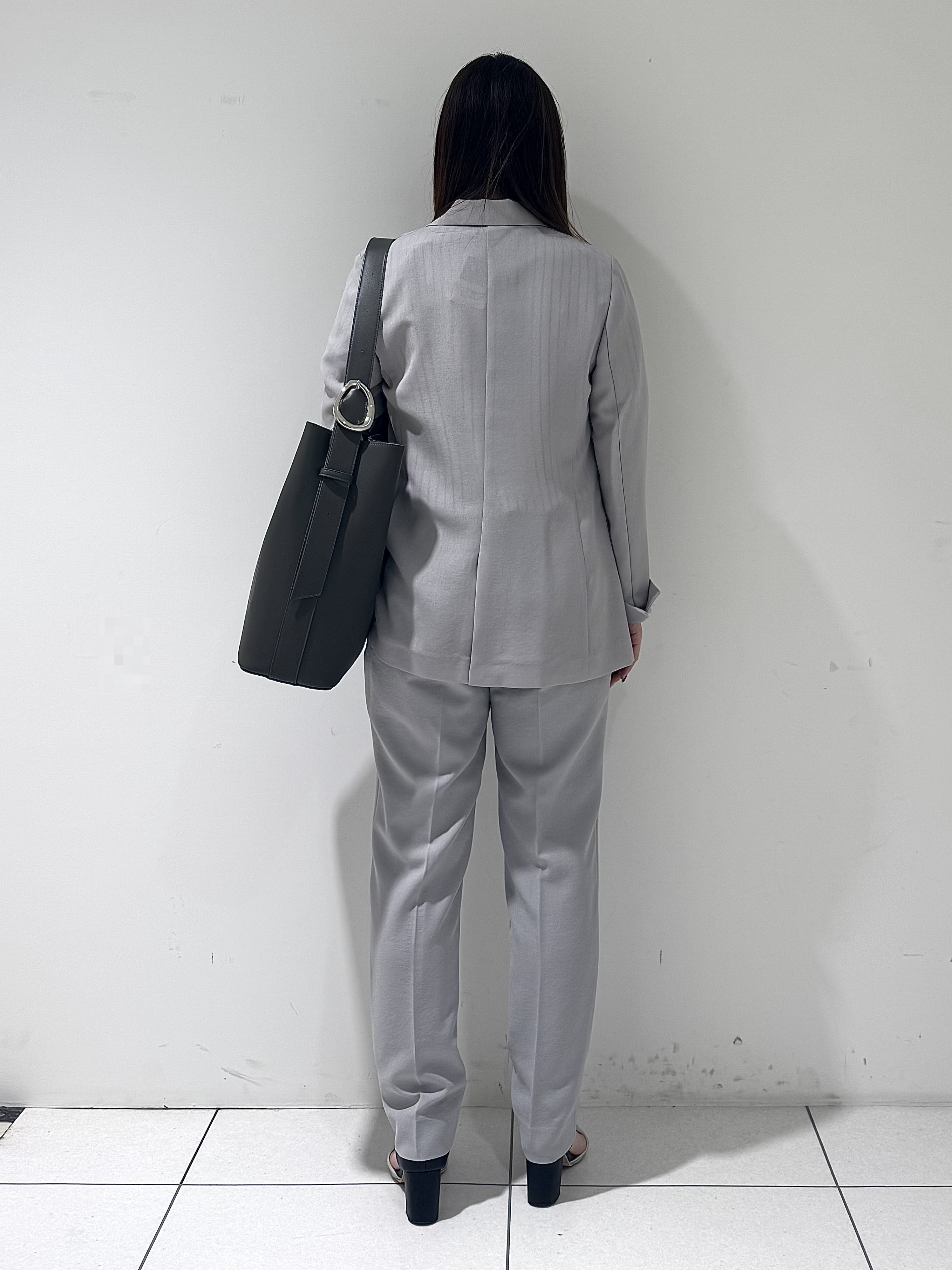 そんさんの「INDIVI｜【洗える／UVケア／麻調】シングルジャケット」を使ったコーディネート
