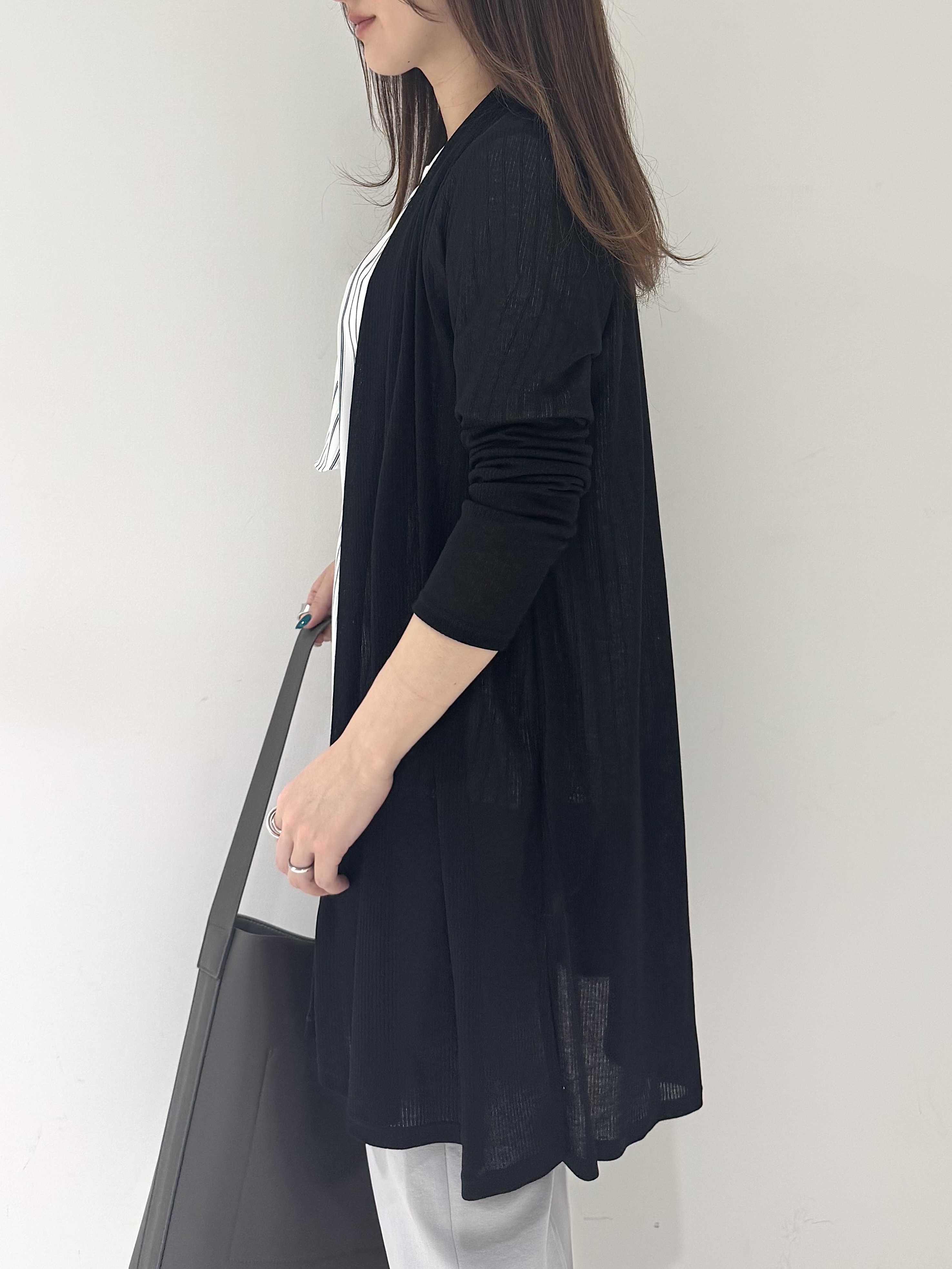 そんさんの「INDIVI｜【洗える／アンサンブル可能】シアースストライプカーディガン」を使ったコーディネート