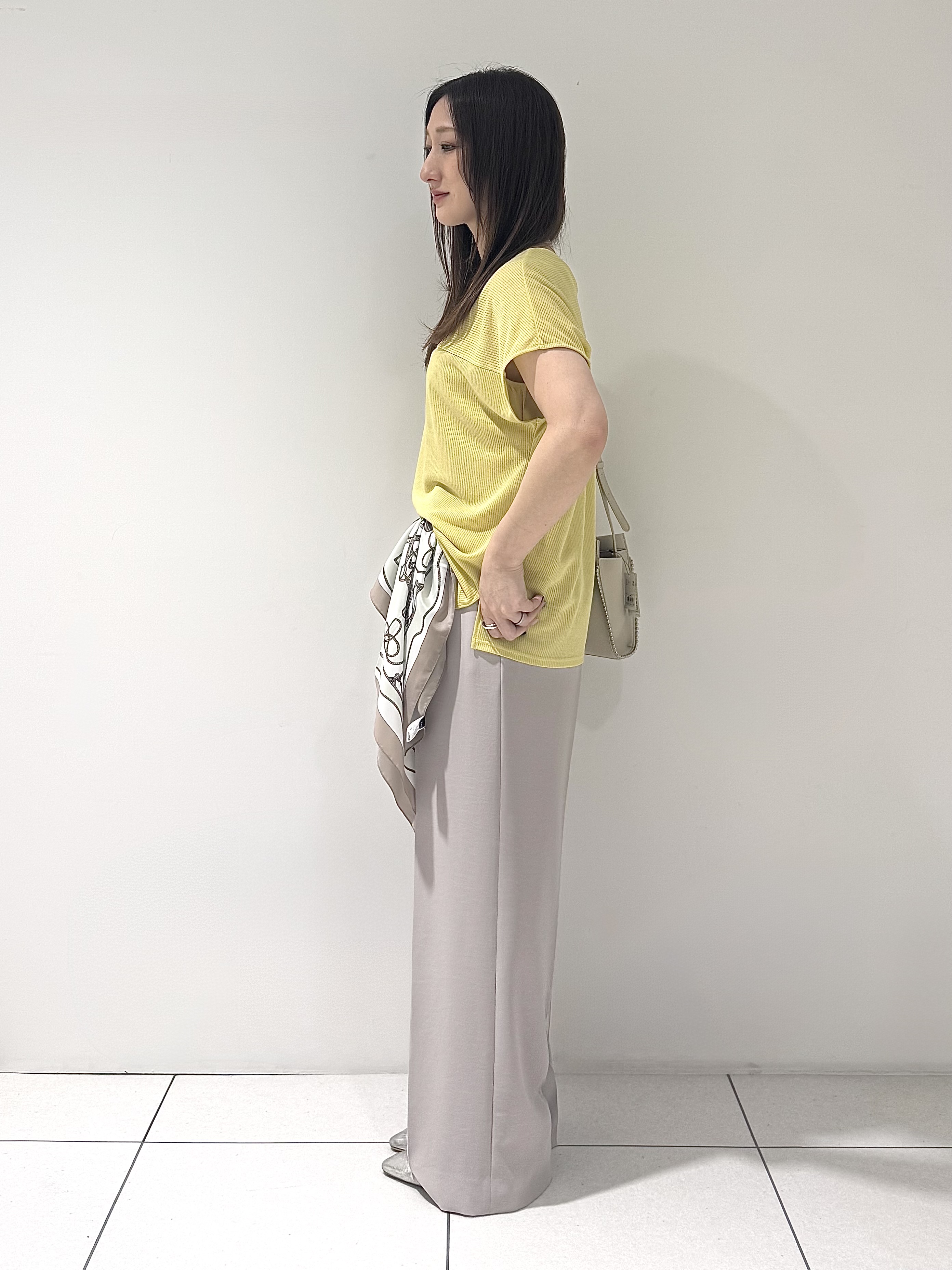 そんさんの「INDIVI｜【洗える／アンサンブル可能】シアースストライプトップス」を使ったコーディネート
