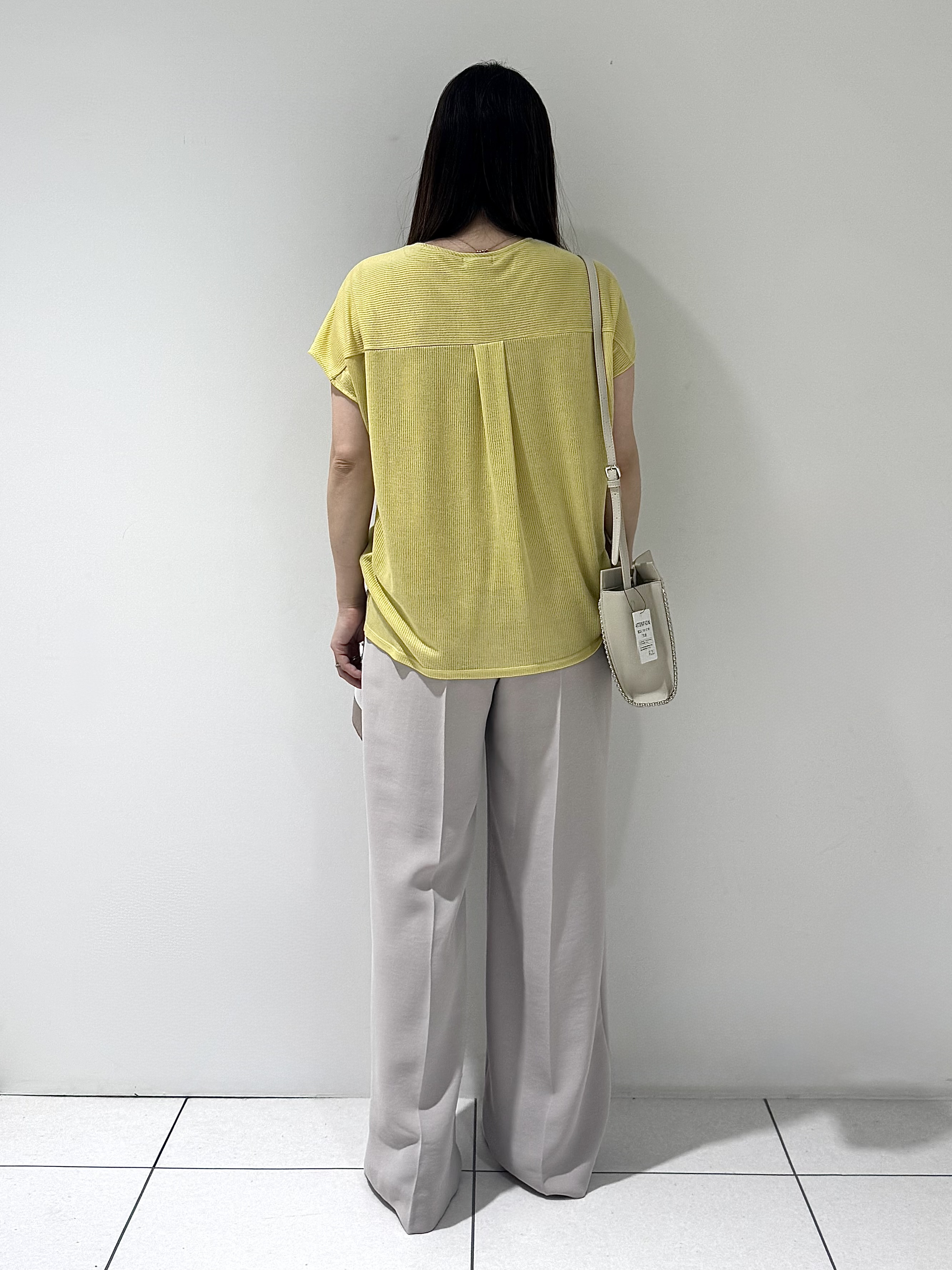 そんさんの「INDIVI｜【洗える／アンサンブル可能】シアースストライプトップス」を使ったコーディネート