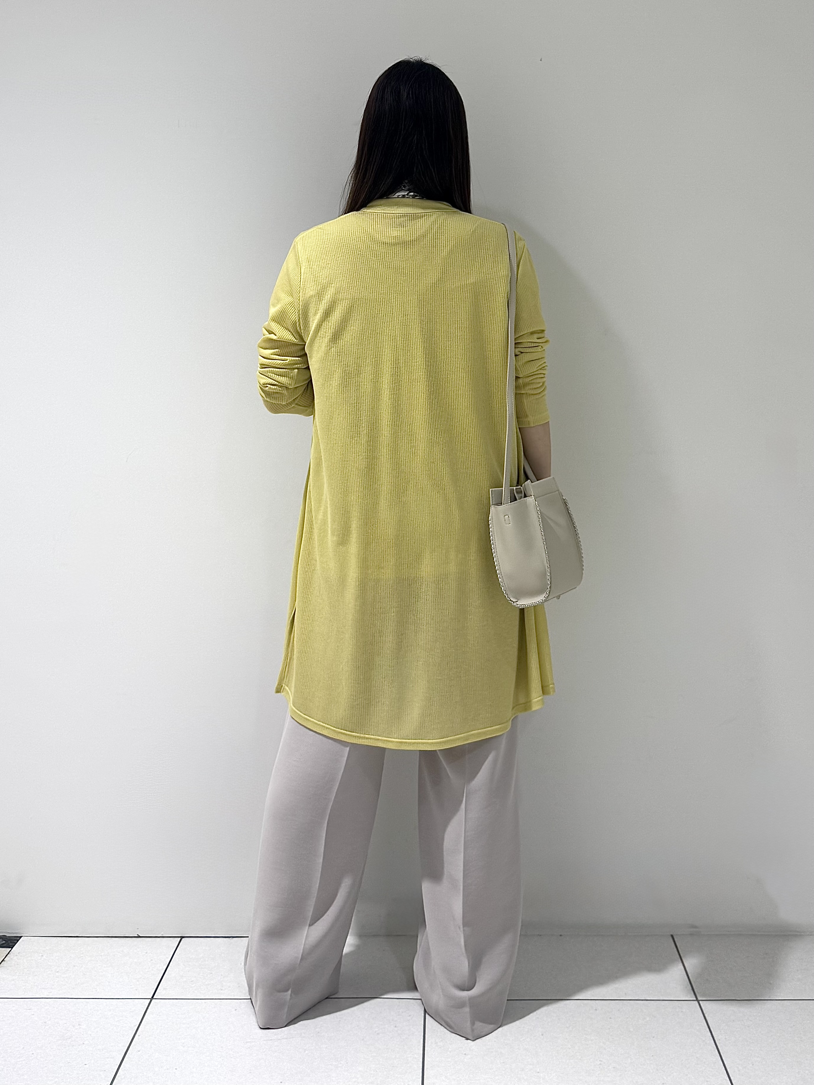そんさんの「INDIVI｜【洗える／アンサンブル可能】シアースストライプカーディガン」を使ったコーディネート