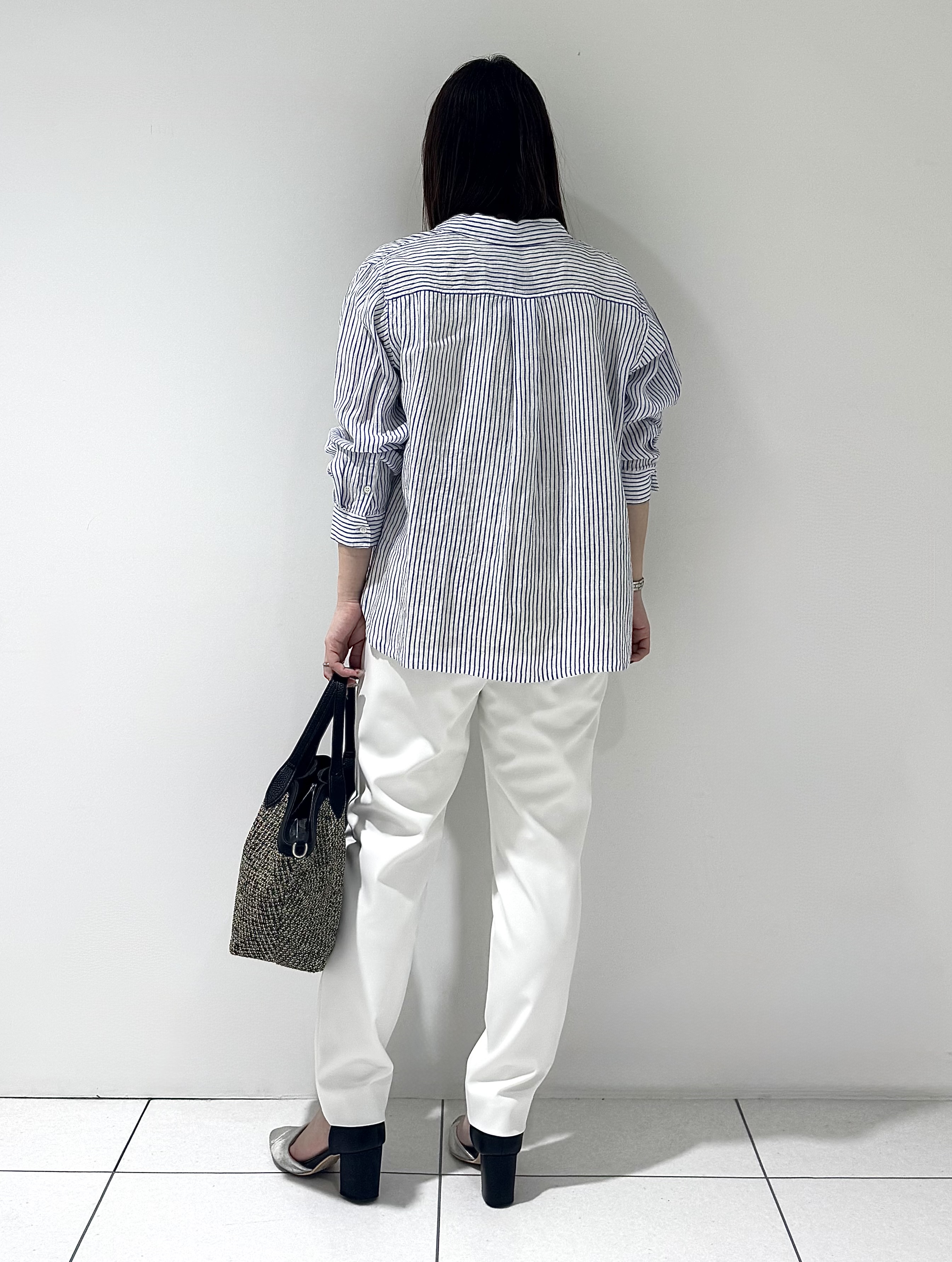 そんさんの「INDIVI｜【接触冷感／2WAY】カシュクールリネンシャツ」を使ったコーディネート