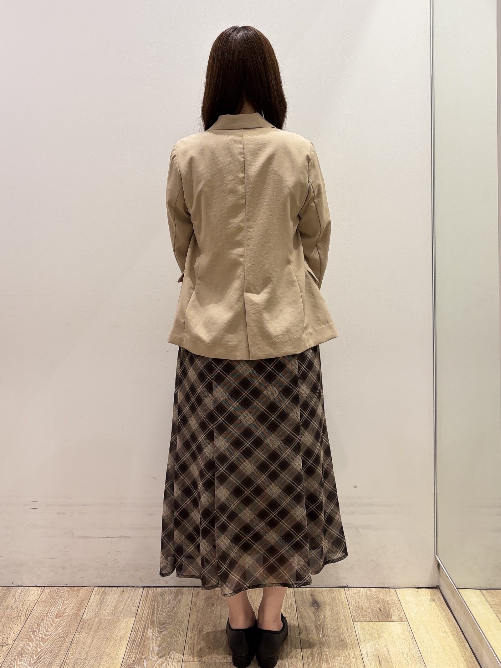 MOMOさんの「index｜《再入荷》ダブルブレストテーラードジャケット【接触冷感／吸水速乾／イージーアイロン／防シワ／洗濯機O」を使ったコーディネート