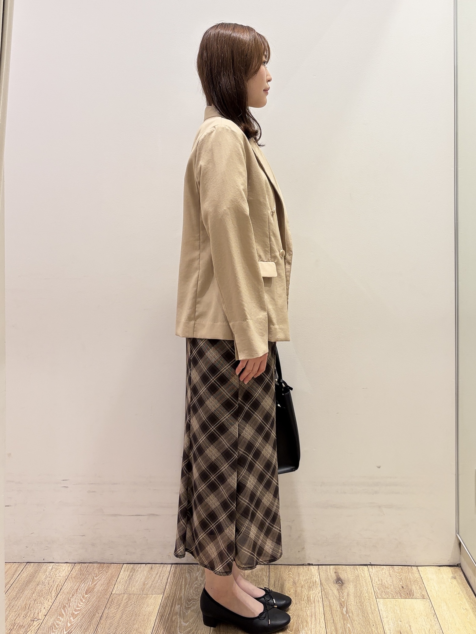 MOMOさんの「index｜《再入荷》ダブルブレストテーラードジャケット【接触冷感／吸水速乾／イージーアイロン／防シワ／洗濯機O」を使ったコーディネート
