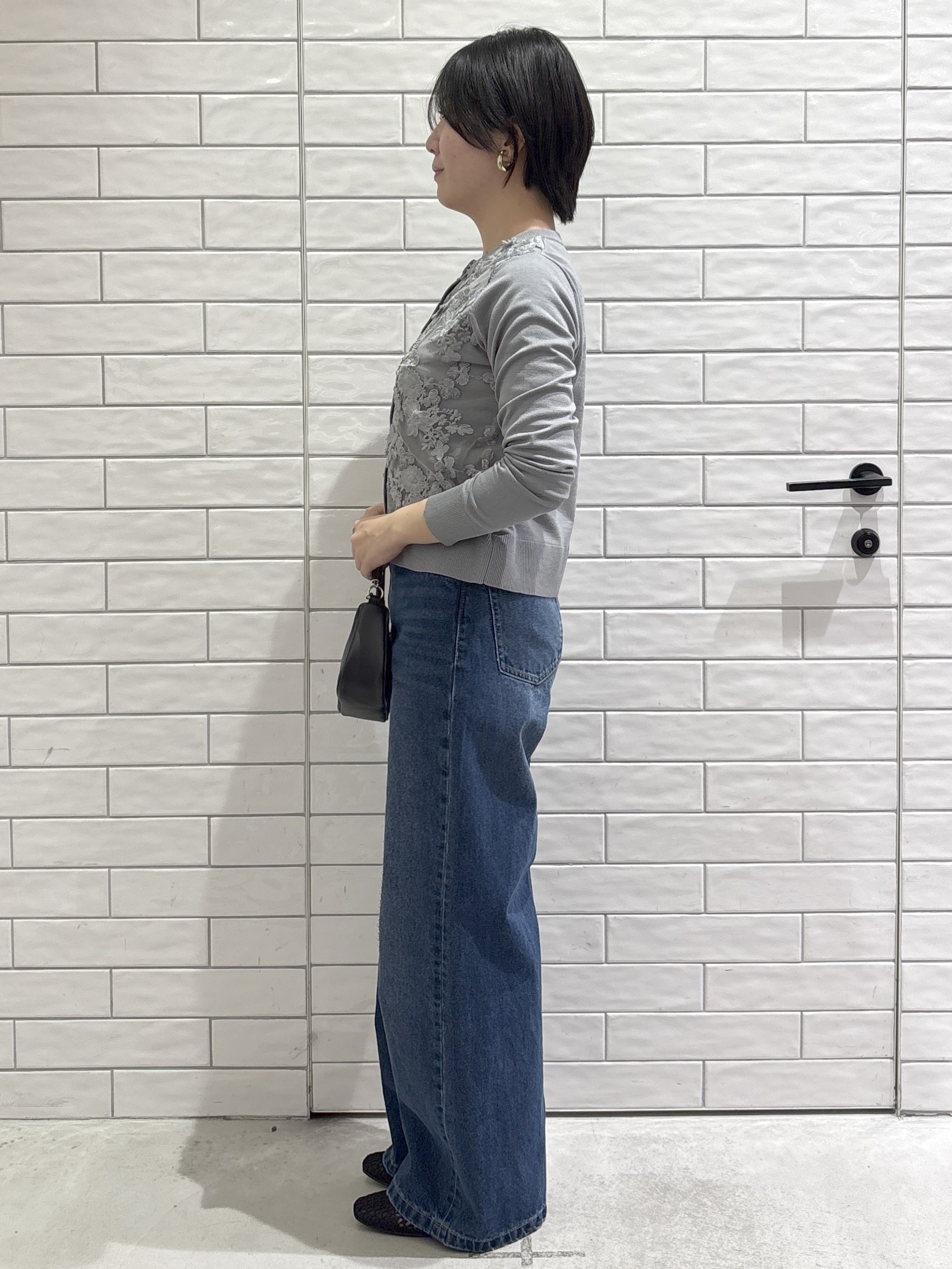 ayumiさんの「OPAQUE.CLIP｜チュールレースニットカーディガン【洗える】」を使ったコーディネート