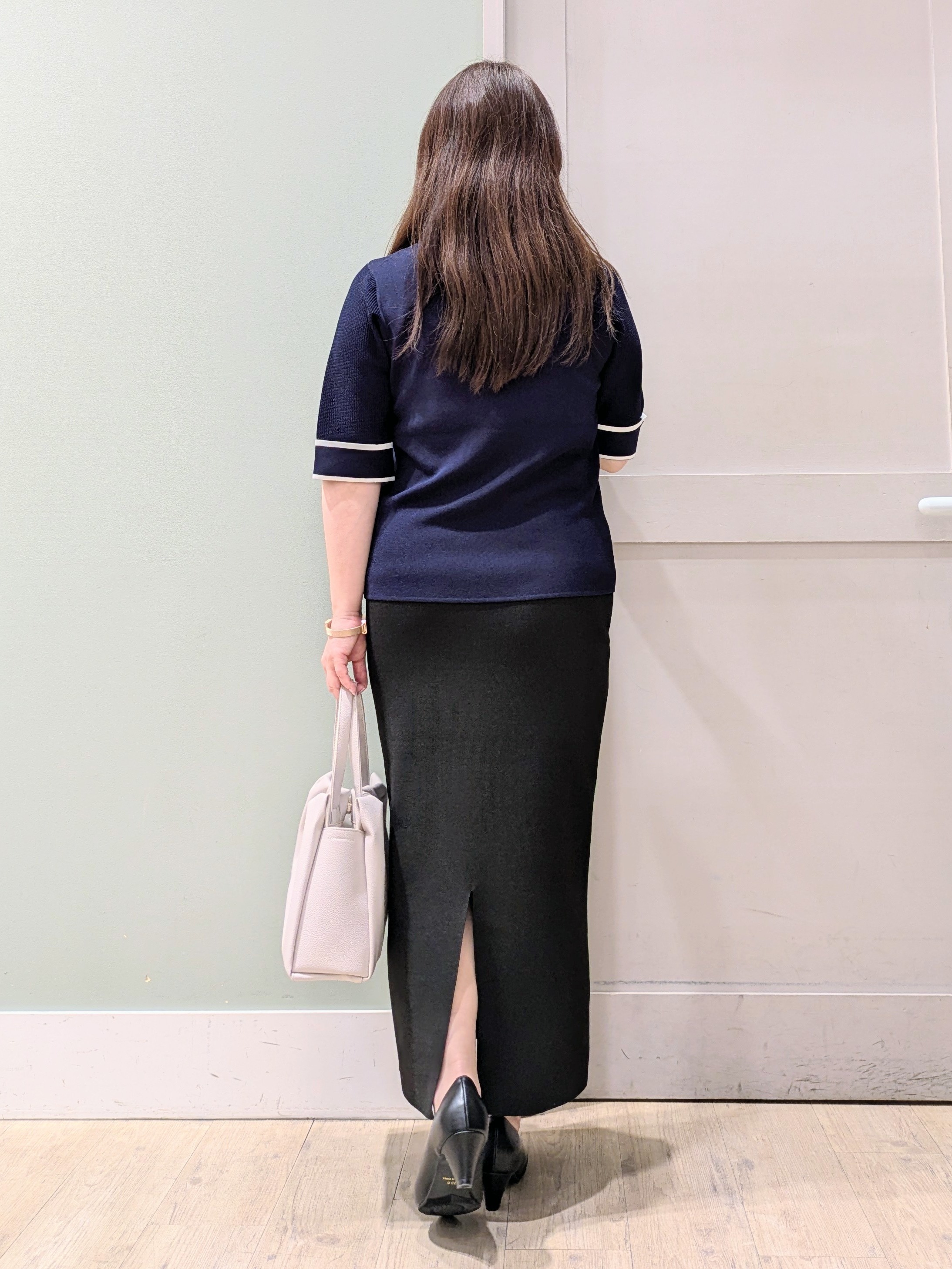 チグ♪さんの「grove｜【シリーズ累計36万枚/名品ニット】やわらかドライタッチ 袖メッシュ編みニット」を使ったコーディネート