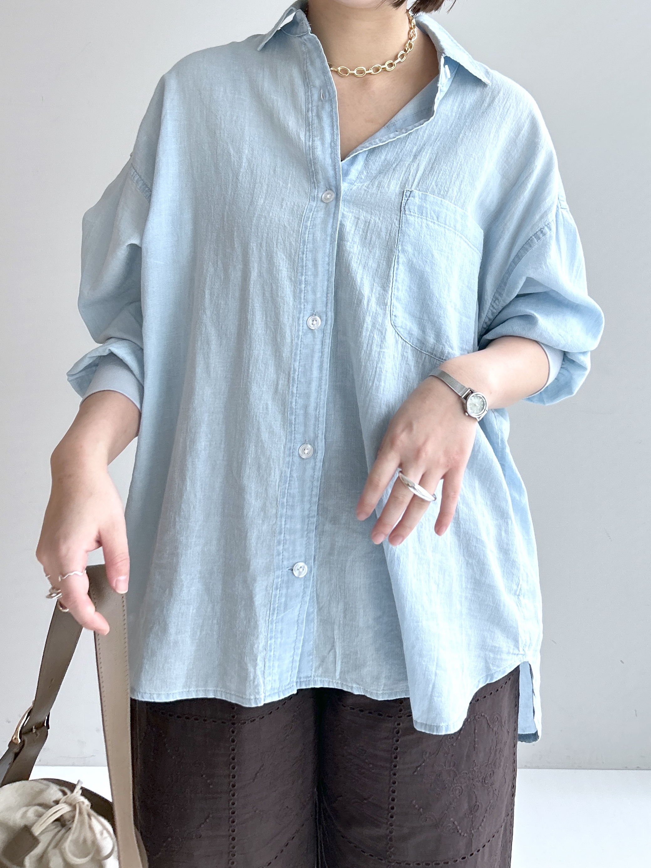 Hirokaさんの「Dessin｜【セットアップ可/洗える】2オンスシアーデニムシャツ」を使ったコーディネート