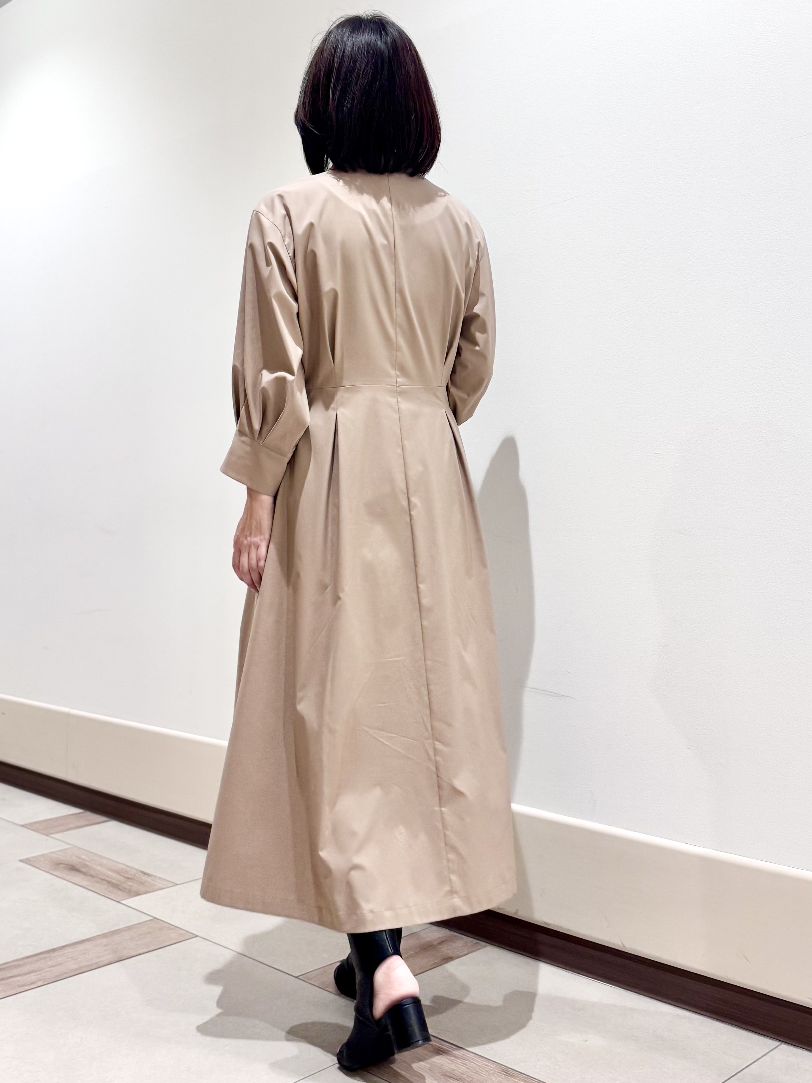 kaeさんの「Reflect｜タイプライターシャツロングワンピース」を使ったコーディネート