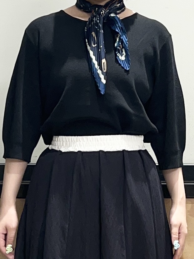 かのさんの「THE SHOP TK｜【S-XL/ひんやりタッチ】美しさ際立つ 6分袖ニット 洗濯機OK/UVケア/毛玉になりにくい」を使ったコーディネート