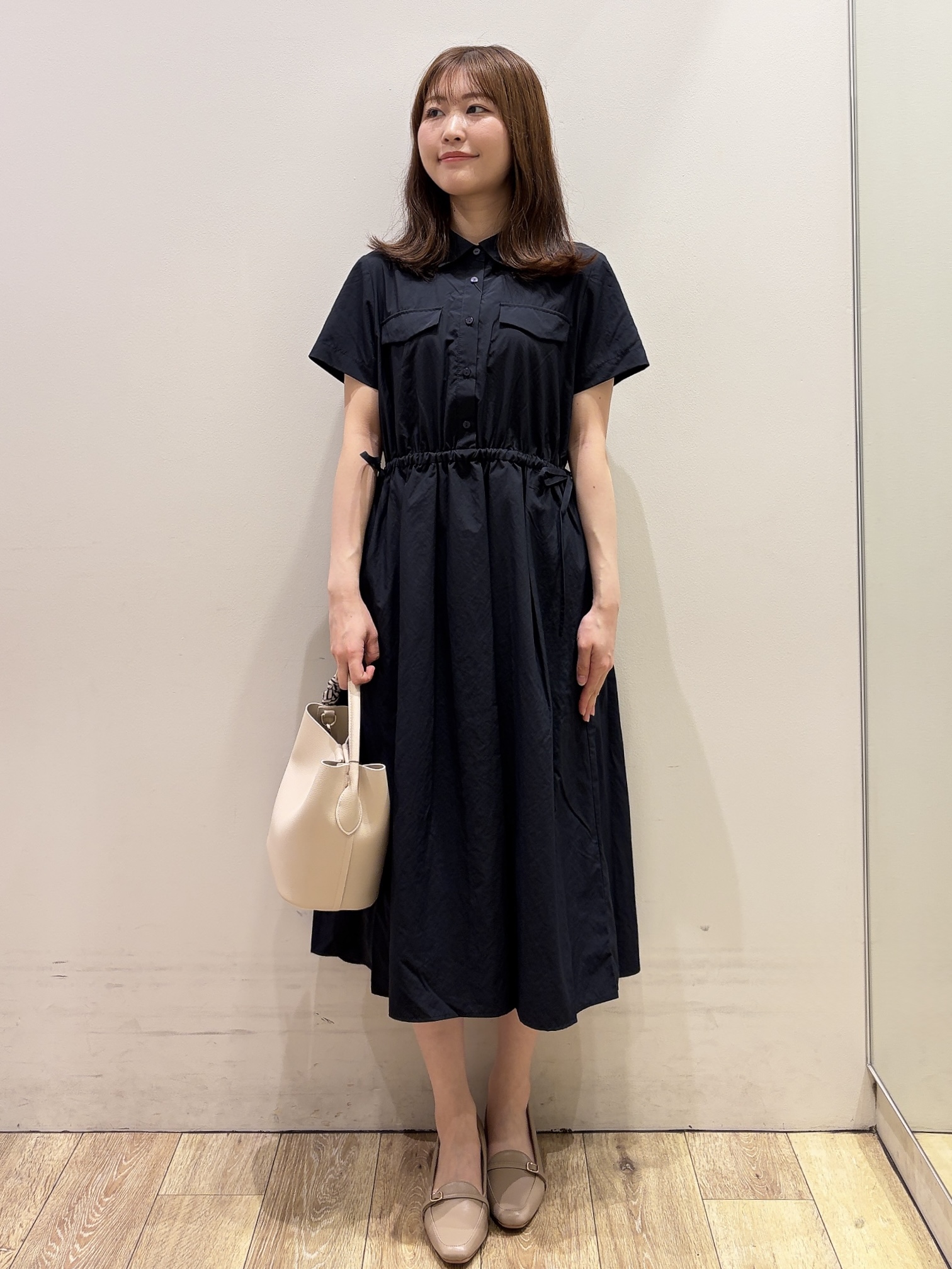 MOMOさんの「index｜シアー幾何刺繍カーディガン【洗濯機OK】」を使ったコーディネート