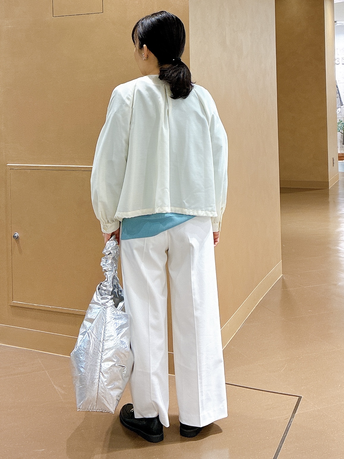 hattoriさんの「INDIVI｜【新作褒められパンツ】快温ワイドパンツ」を使ったコーディネート