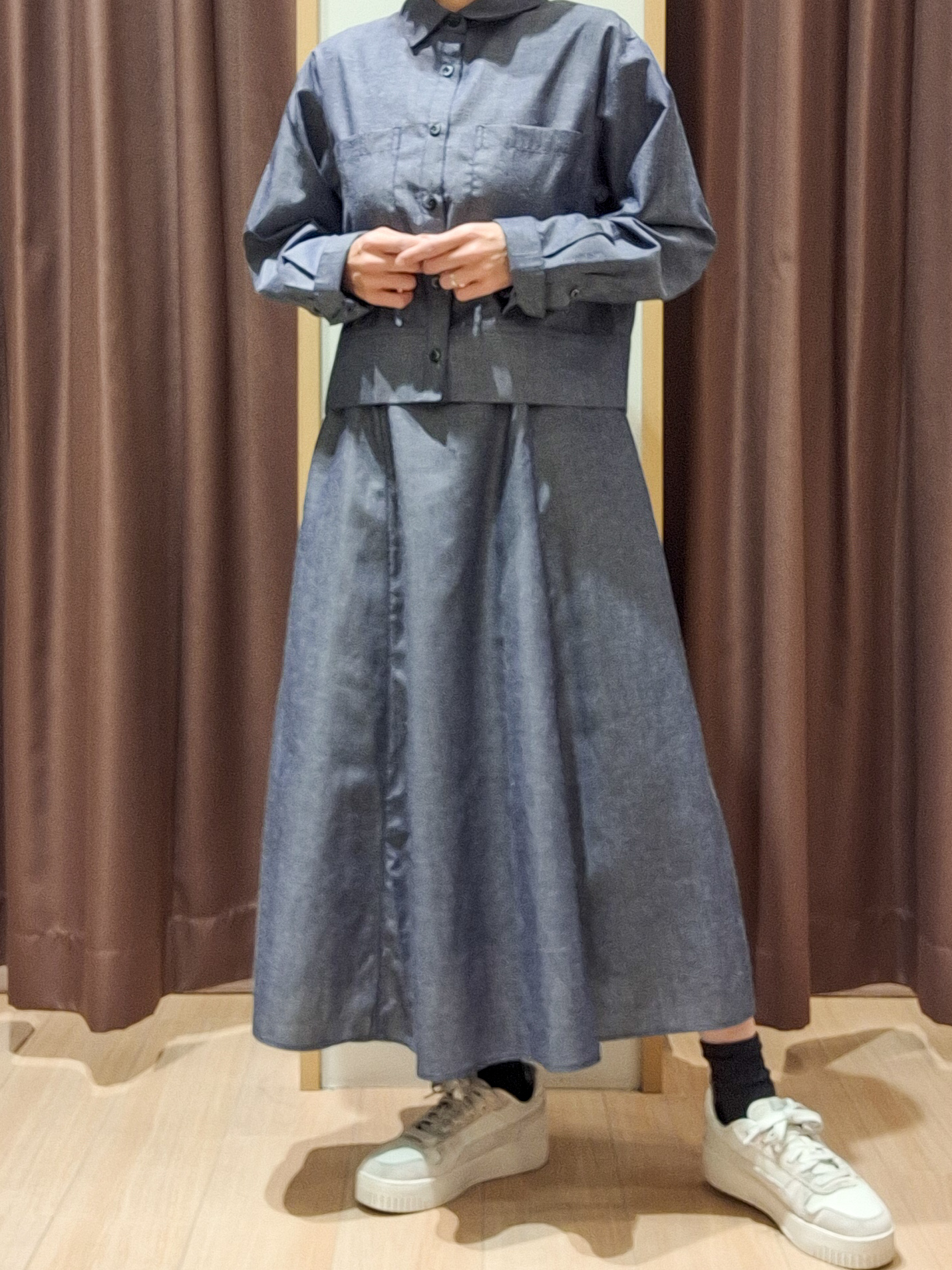 ウタさんの「grove｜【貴島明日香さん着用／イージーケア／接触冷感】麻混クロップドシャツ」を使ったコーディネート