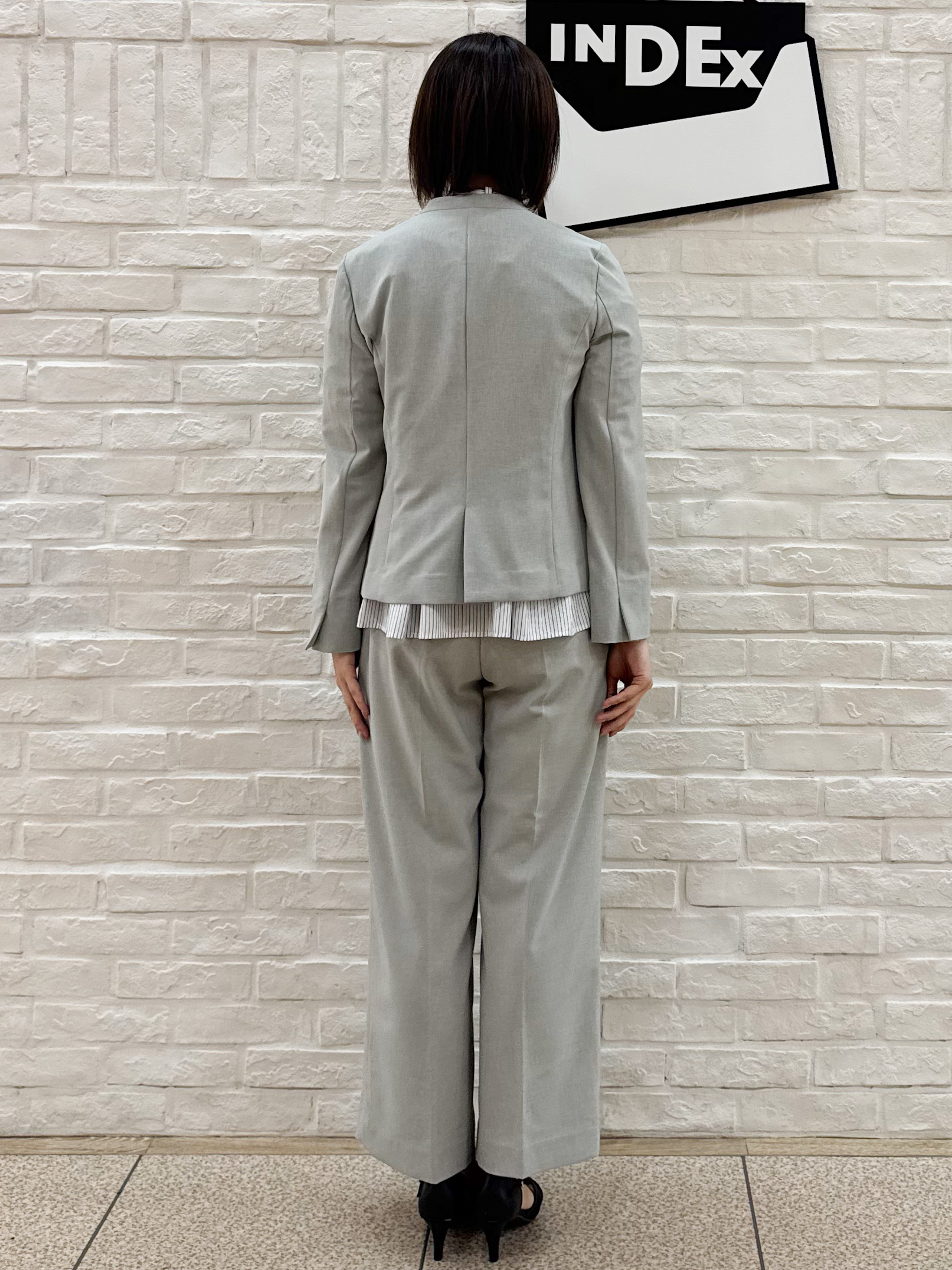mihaさんの「index｜【接触冷感／吸水速乾】ノーカラージャケット／セットアップ対応可《洗える／防シワ／ストレッチ》」を使ったコーディネート