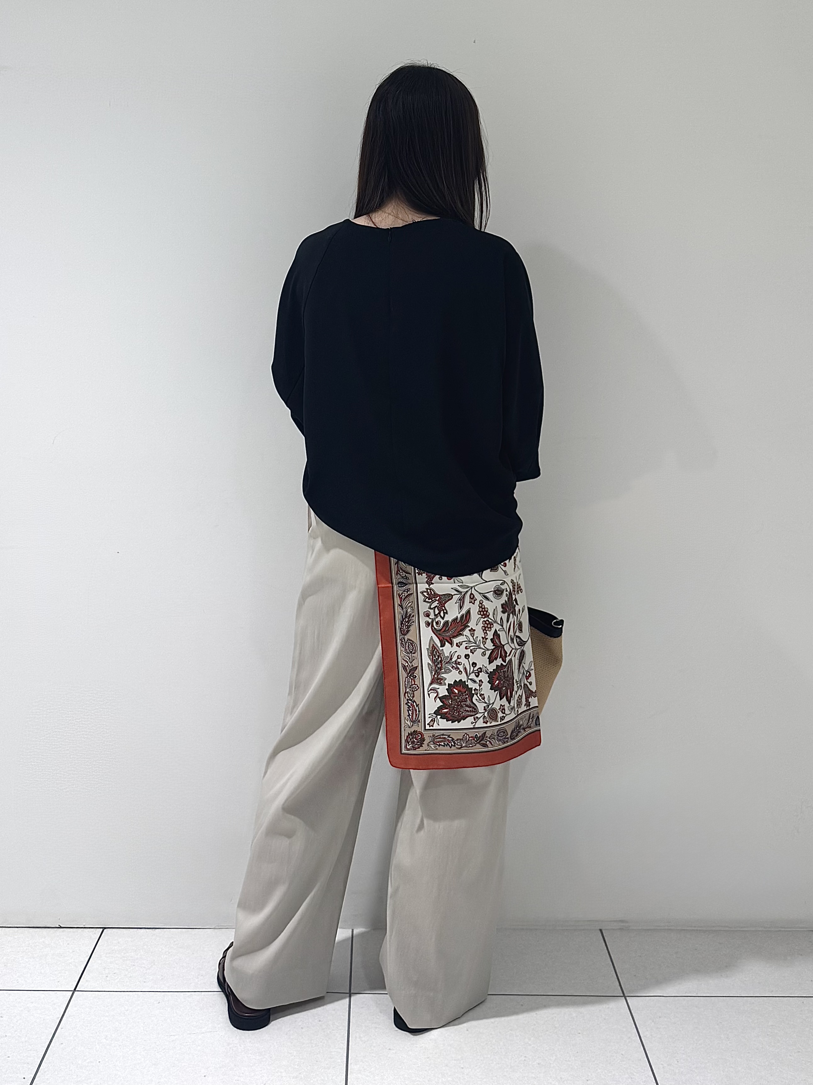 そんさんの「INDIVI｜【さらに軽く軽快！／着る日傘】ドルマントップス」を使ったコーディネート