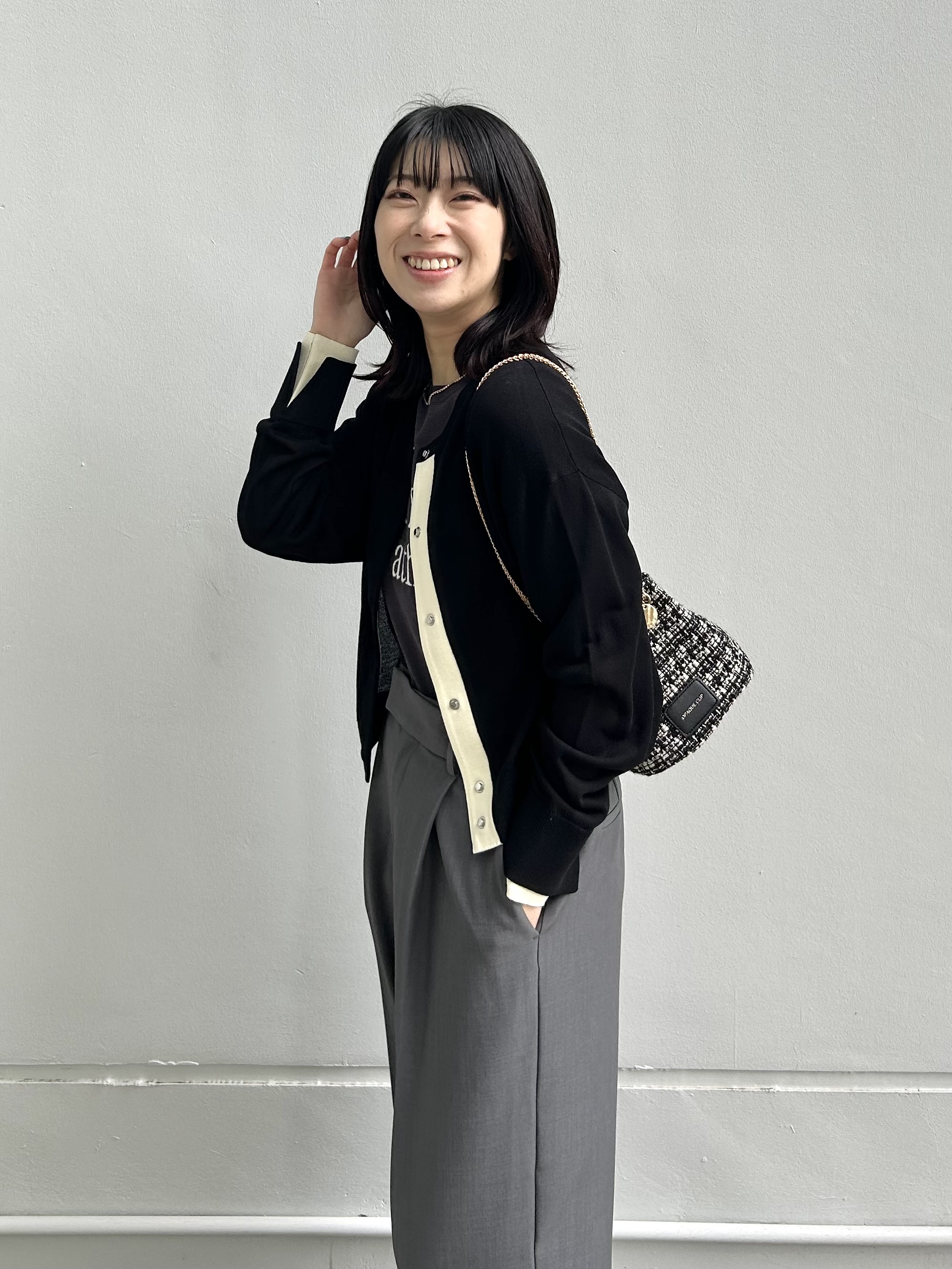 RINAさんの「OPAQUE.CLIP｜配色スナップニットカーディガン【洗濯機OK】」を使ったコーディネート