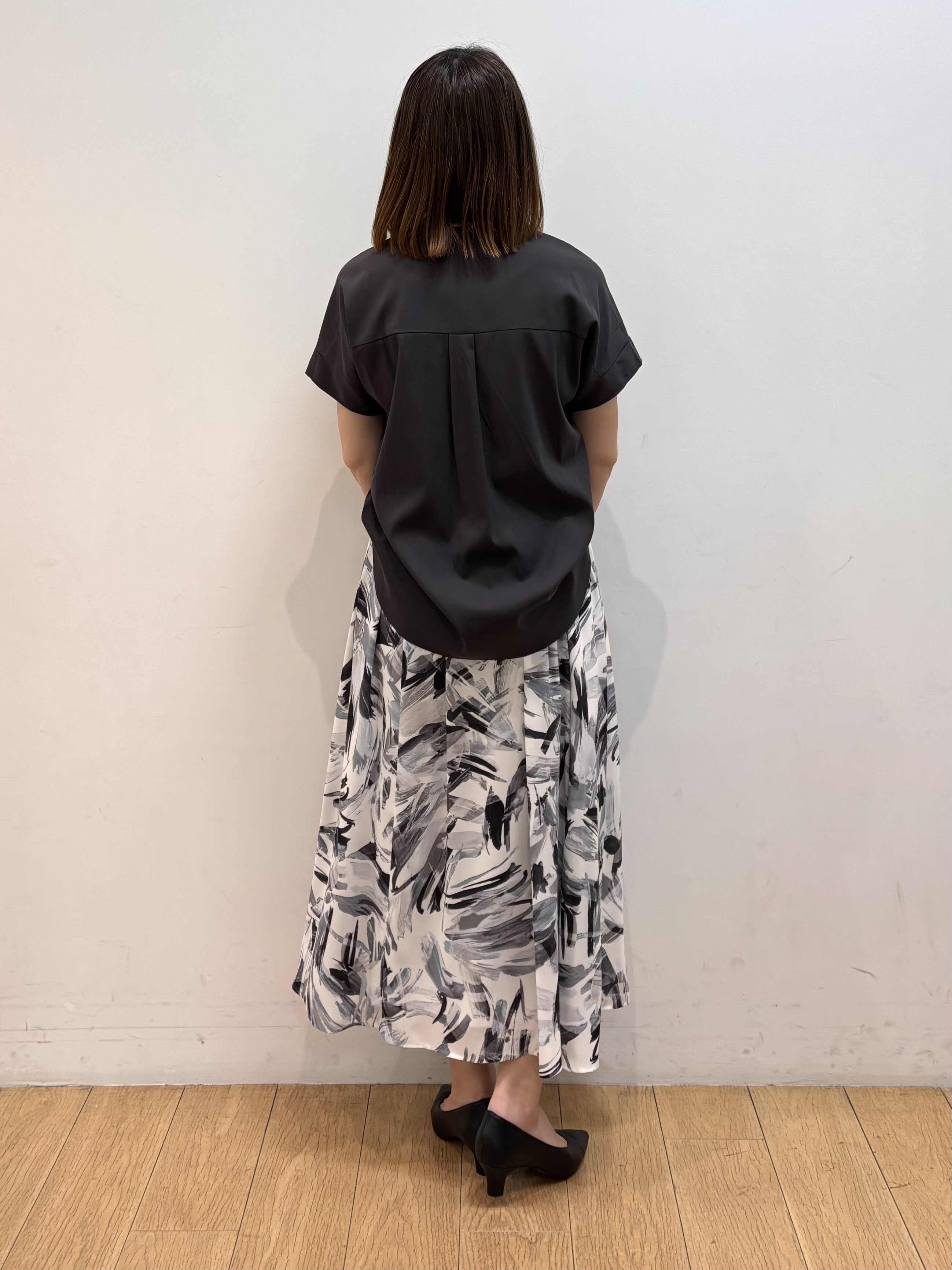 mikkoさんの「INDIVI｜【洗える／SETUP可能】スキッパーブラウス」を使ったコーディネート