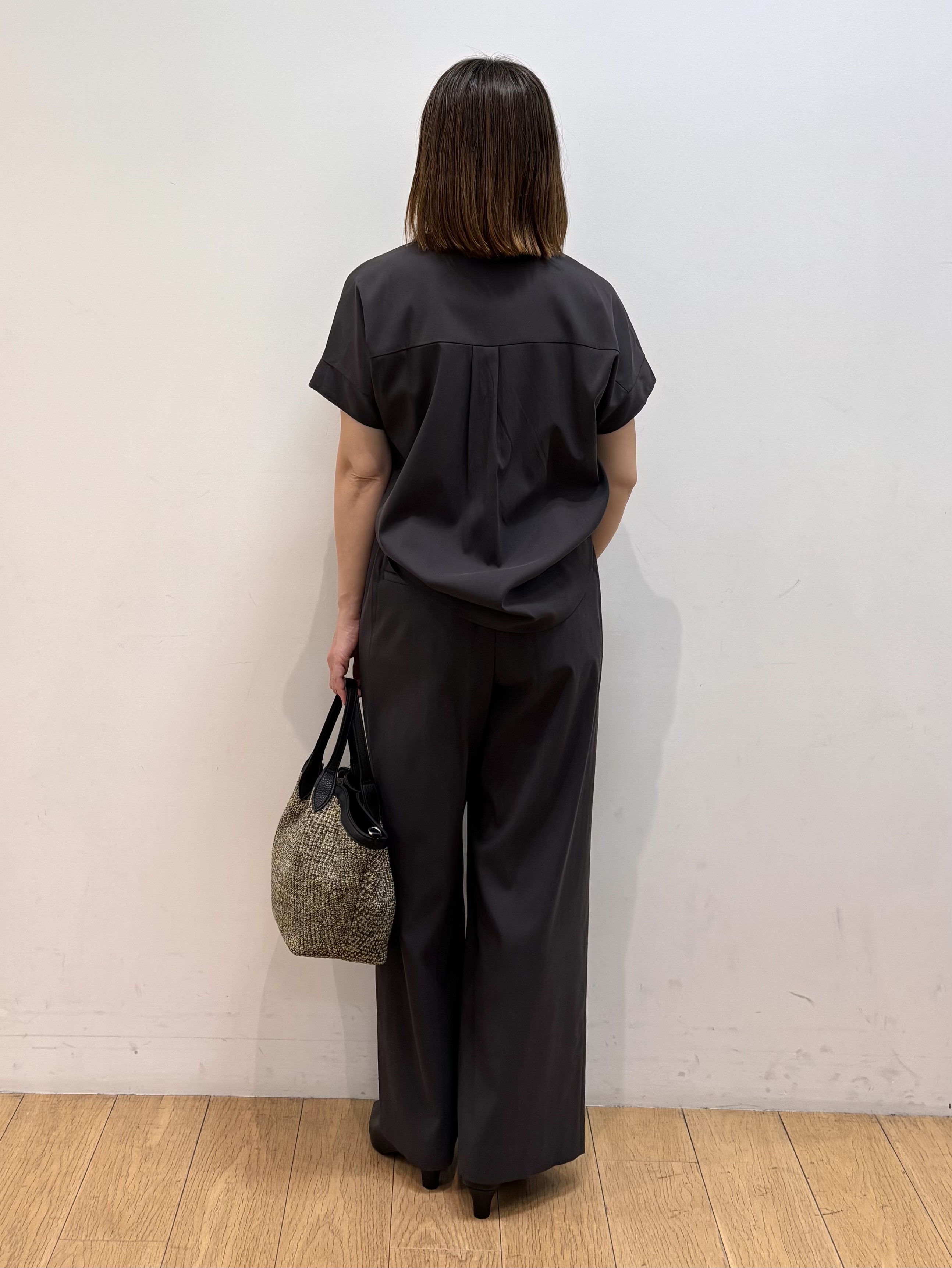 mikkoさんの「INDIVI｜【洗える／SETUP可能】スキッパーブラウス」を使ったコーディネート