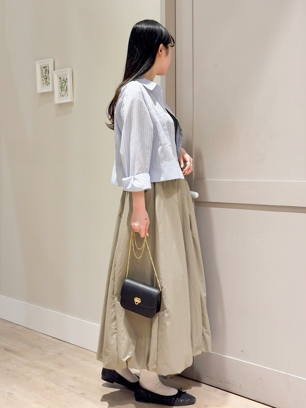 Mayuさんの「grove｜【貴島明日香さん着用／イージーケア／接触冷感】麻混クロップドシャツ」を使ったコーディネート