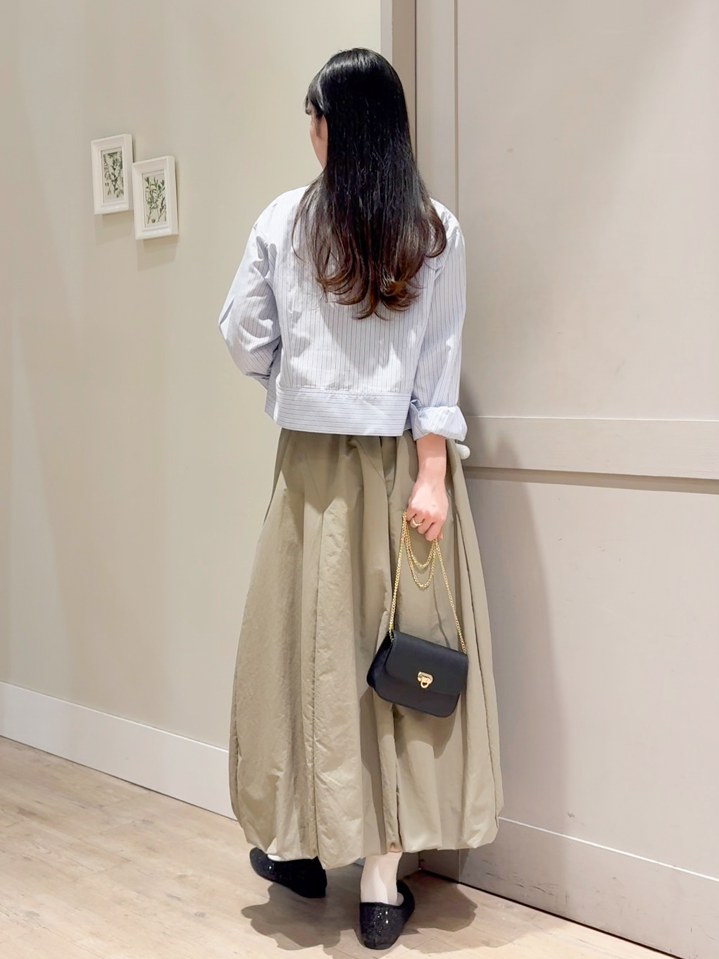 Mayuさんの「grove｜【貴島明日香さん着用／イージーケア／接触冷感】麻混クロップドシャツ」を使ったコーディネート