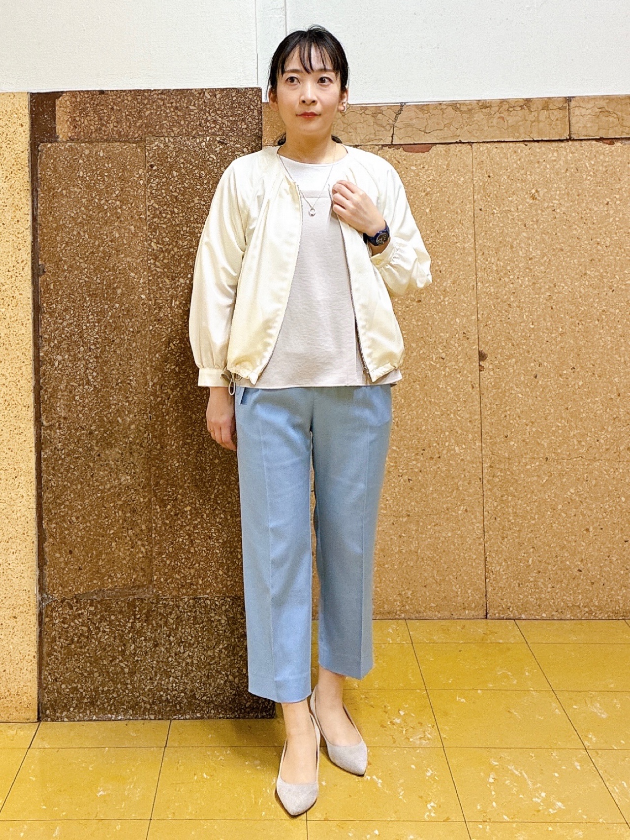 hattoriさんの「INDIVI｜【着る日傘／SETUP可能】ビスチェレイヤード風トップス」を使ったコーディネート
