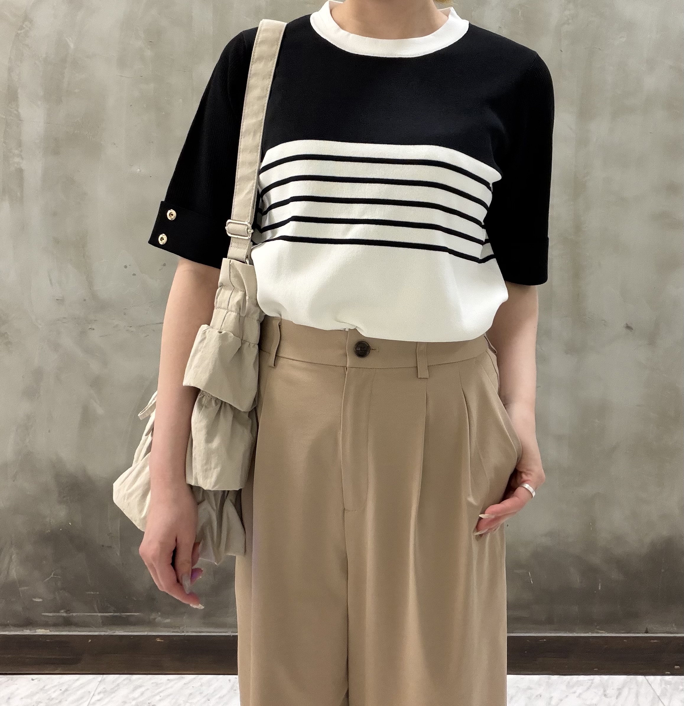 maiさんの「grove｜【シリーズ累計36万枚/名品ニット】やわらかドライタッチ 袖メッシュ編みニット」を使ったコーディネート