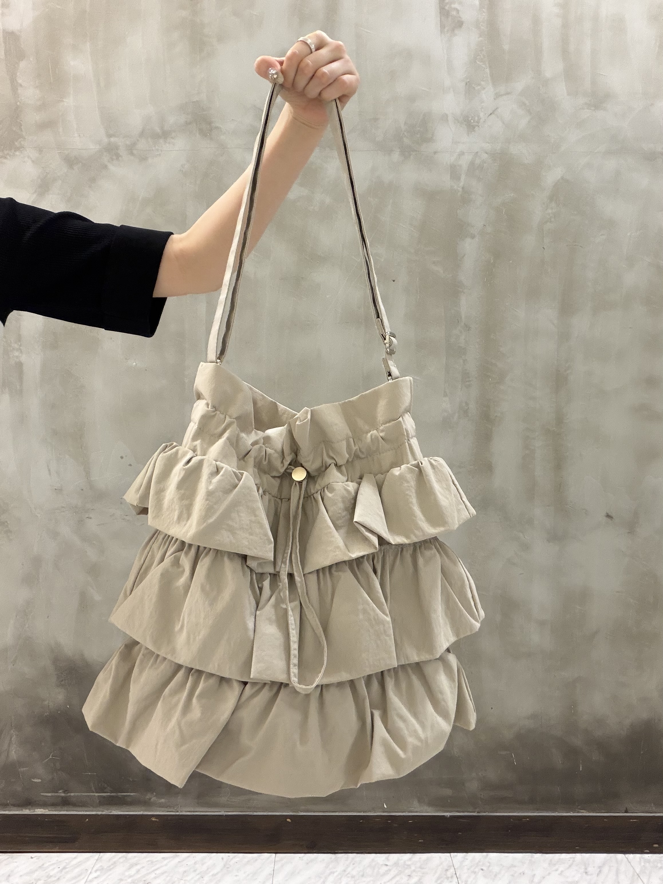 maiさんの「grove｜【シリーズ累計36万枚/名品ニット】やわらかドライタッチ 袖メッシュ編みニット」を使ったコーディネート