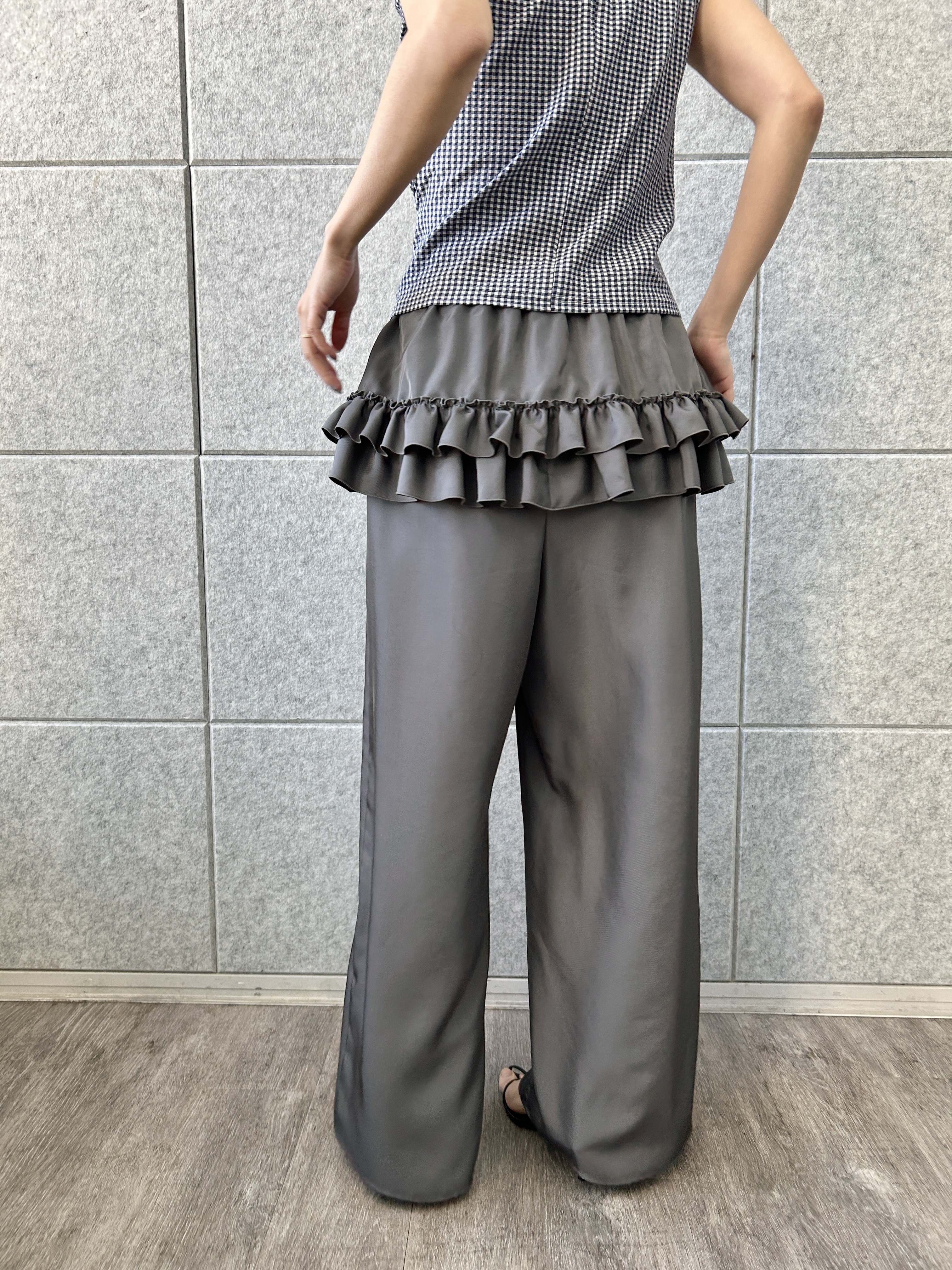 harunaさんの「CODE A｜gingham edge tops」を使ったコーディネート