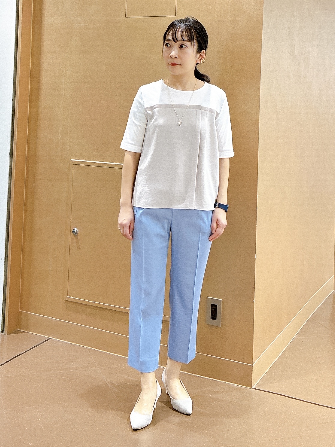 hattoriさんの「INDIVI｜【洗える／多機能／SETUP可】着る日傘ダブルジャケット」を使ったコーディネート