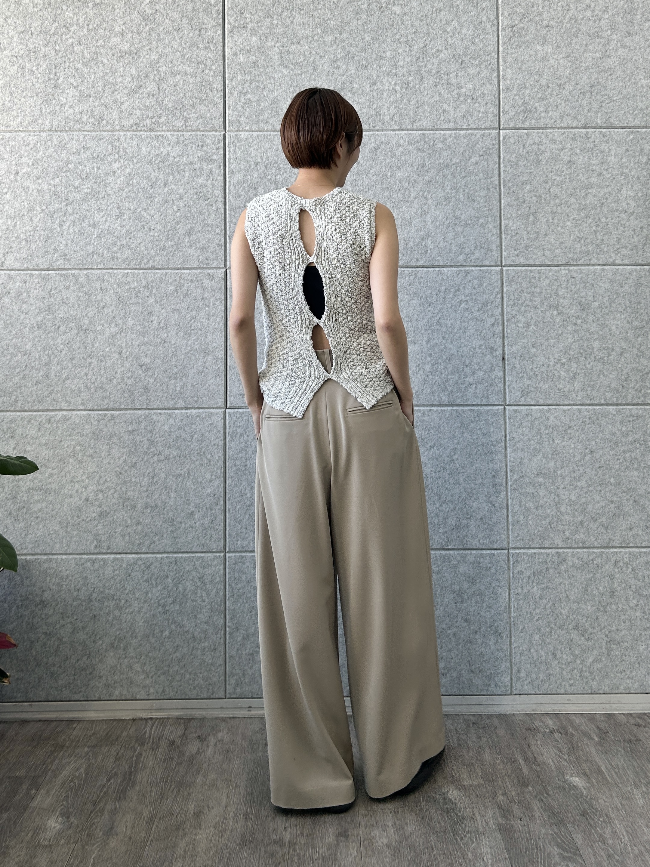 harunaさんの「CODE A｜zip wide pants」を使ったコーディネート