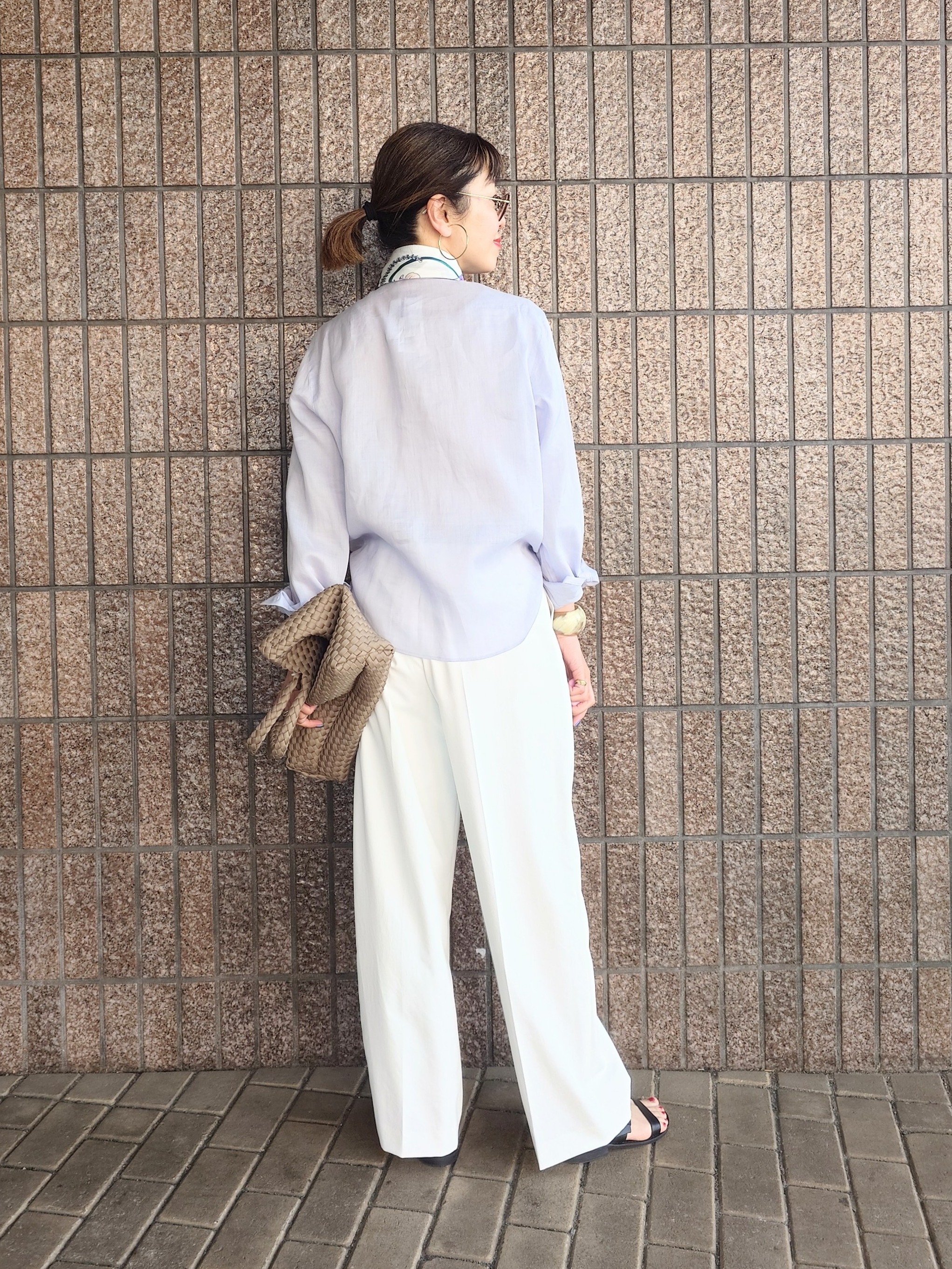 MUTSUKOさんの「UNTITLED｜【古畑星夏さん着用/接触冷感】ドライタッチシャツ」を使ったコーディネート