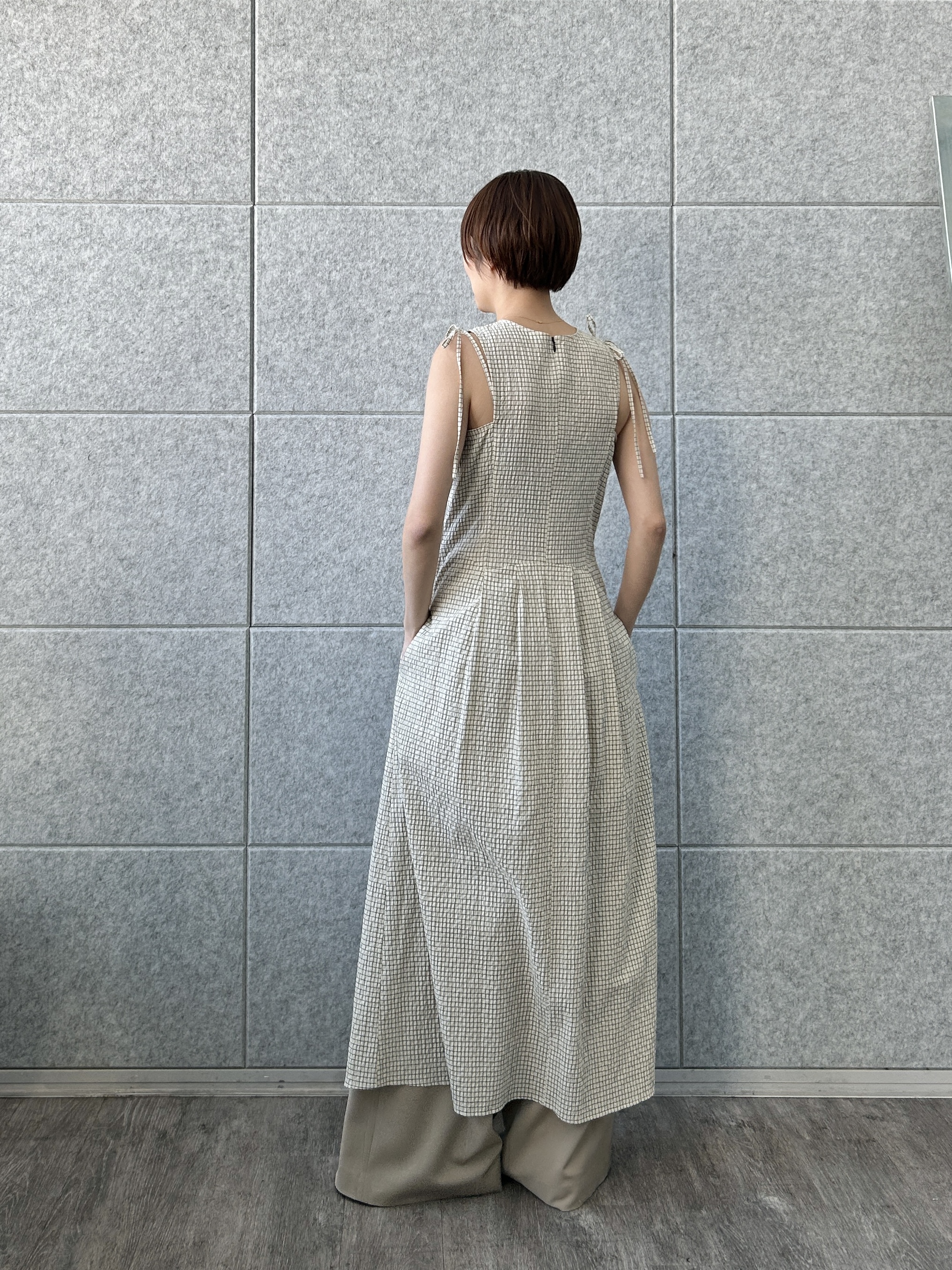 harunaさんの「CODE A｜shoulder ribbon dress」を使ったコーディネート