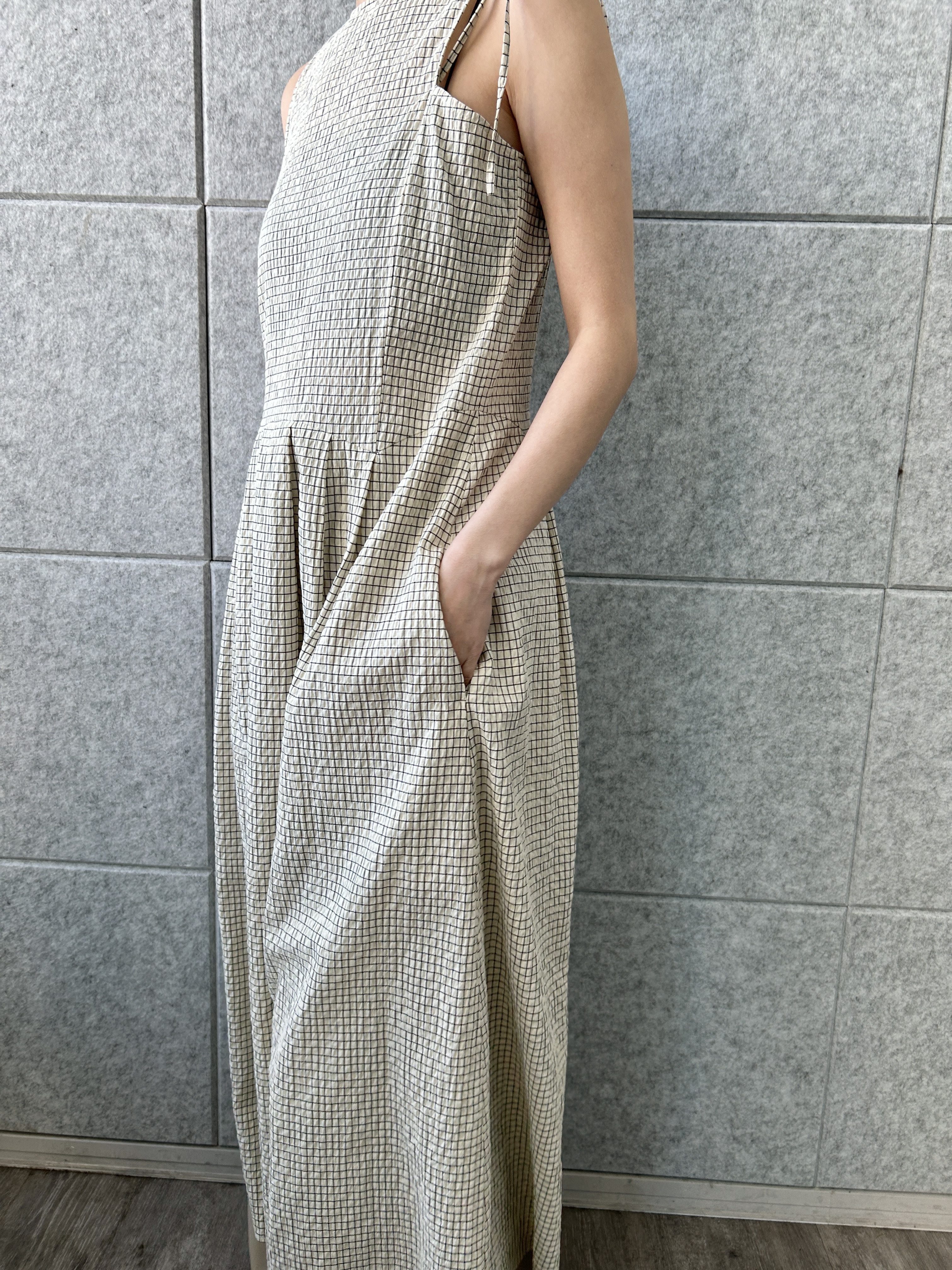 harunaさんの「CODE A｜shoulder ribbon dress」を使ったコーディネート