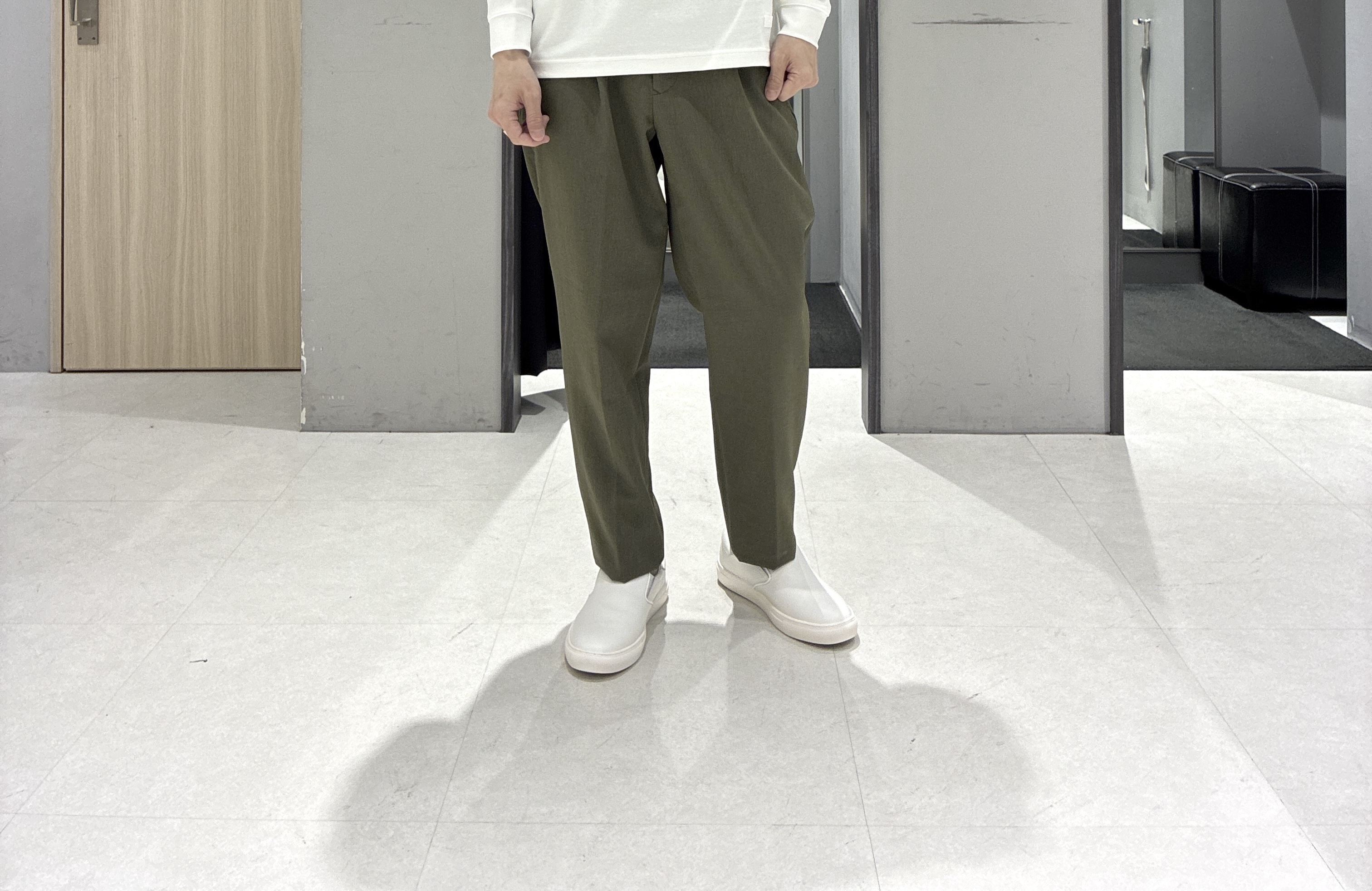 わいずみさんの「TAKEO KIKUCHI｜【抗菌防臭】バーズアイメッシュノーカラージャケット」を使ったコーディネート