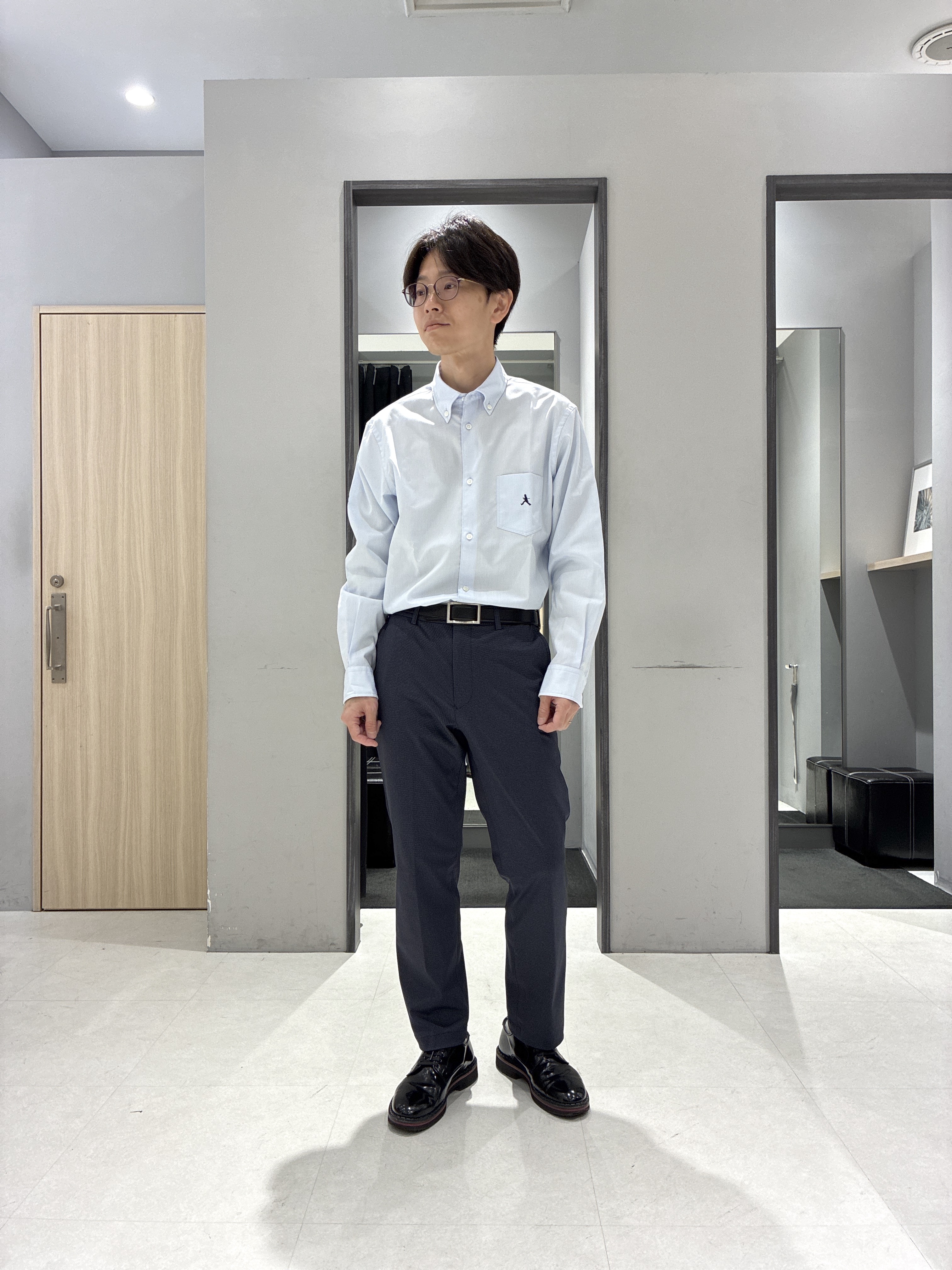 わいずみさんの「TAKEO KIKUCHI｜【360&deg;ストレッチ/軽量】None Of Stress ライト ジャケット（セットアップ対応）」を使ったコーディネート