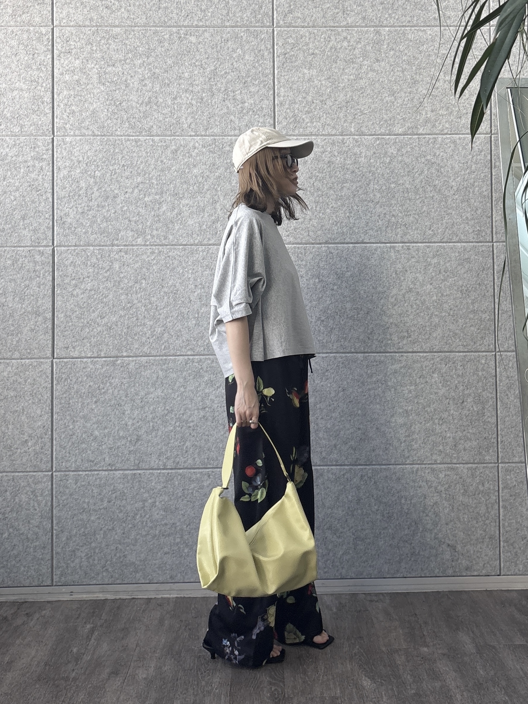 kotakiさんの「INDIVI｜【UVカット】オーバーサイズラグランカットソー」を使ったコーディネート