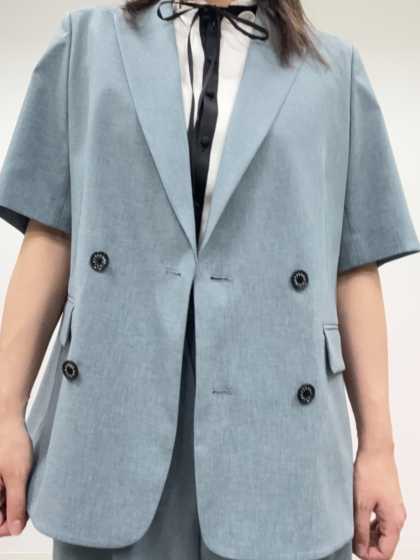 BUNさんの「DRESSTERIOR｜【otonaMUSE5月号掲載／セットアップ可】ウォッシャブルワイドタックパンツ」を使ったコーディネート